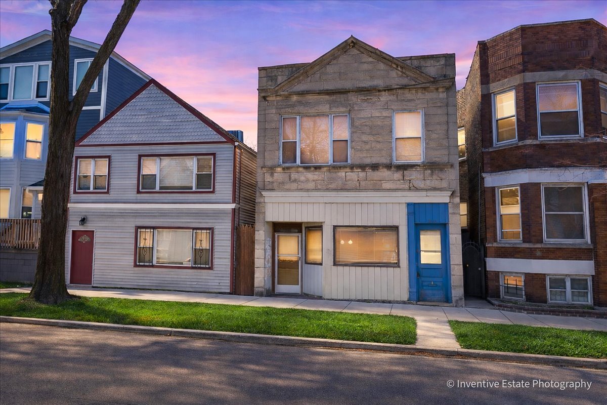 3636 N Ashland Avenue