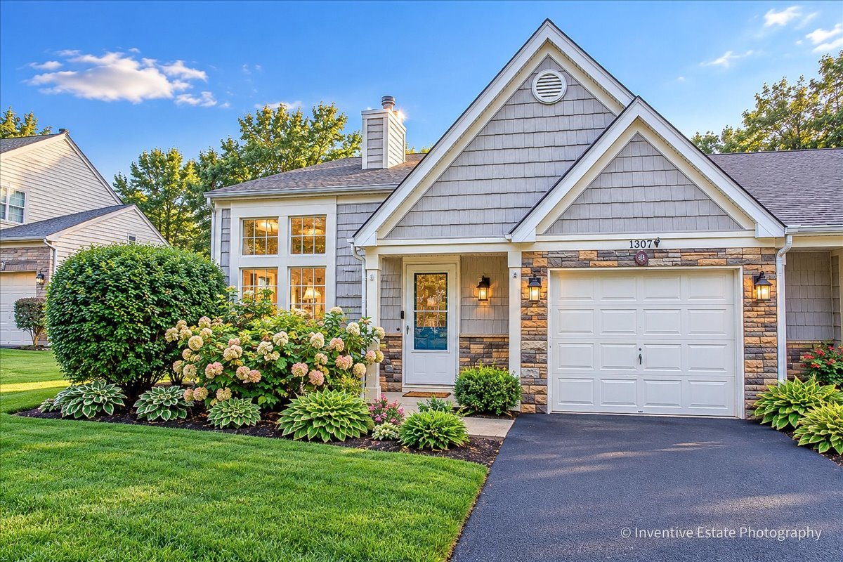 1307 Seabury Circle