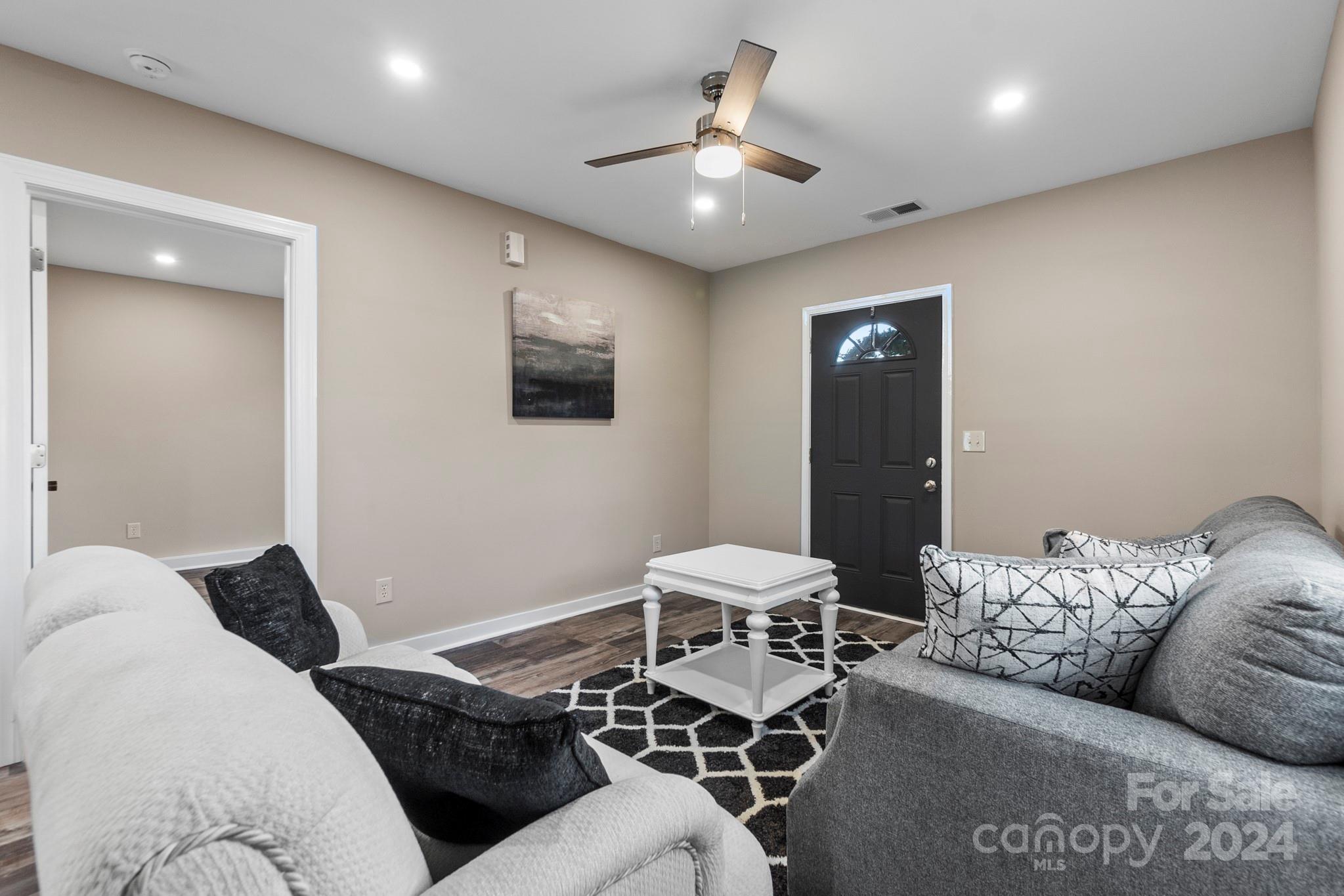 503 Mulberry Street