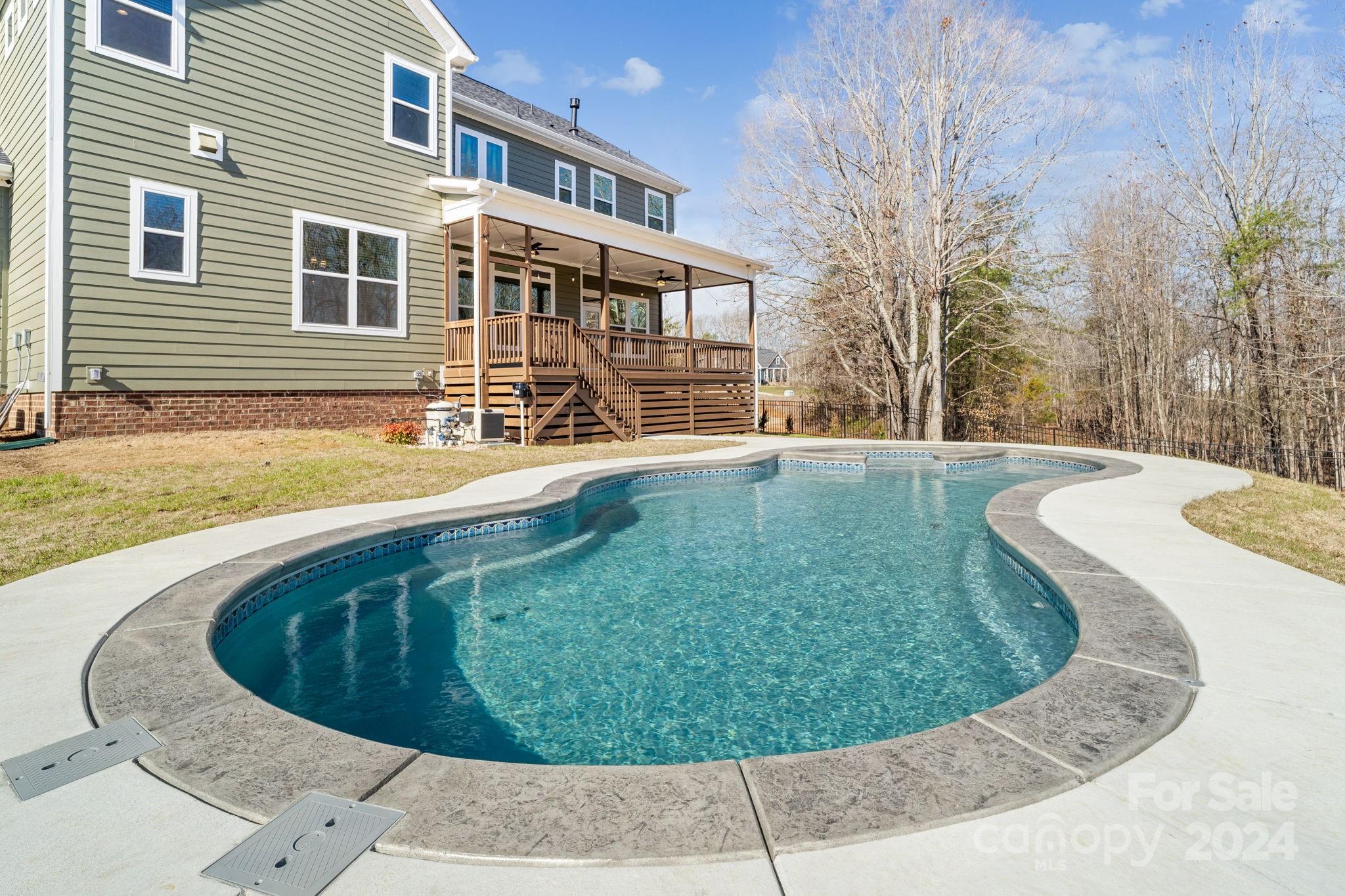 1247 Sage Pine Circle