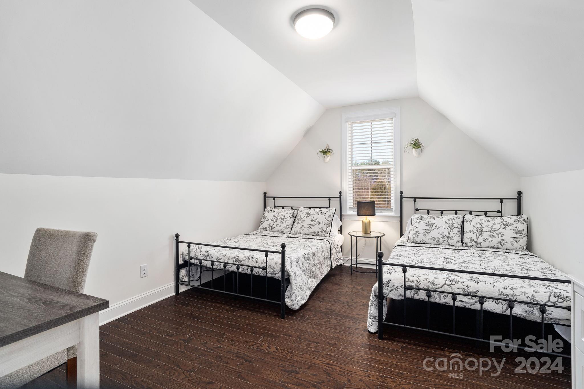 1247 Sage Pine Circle