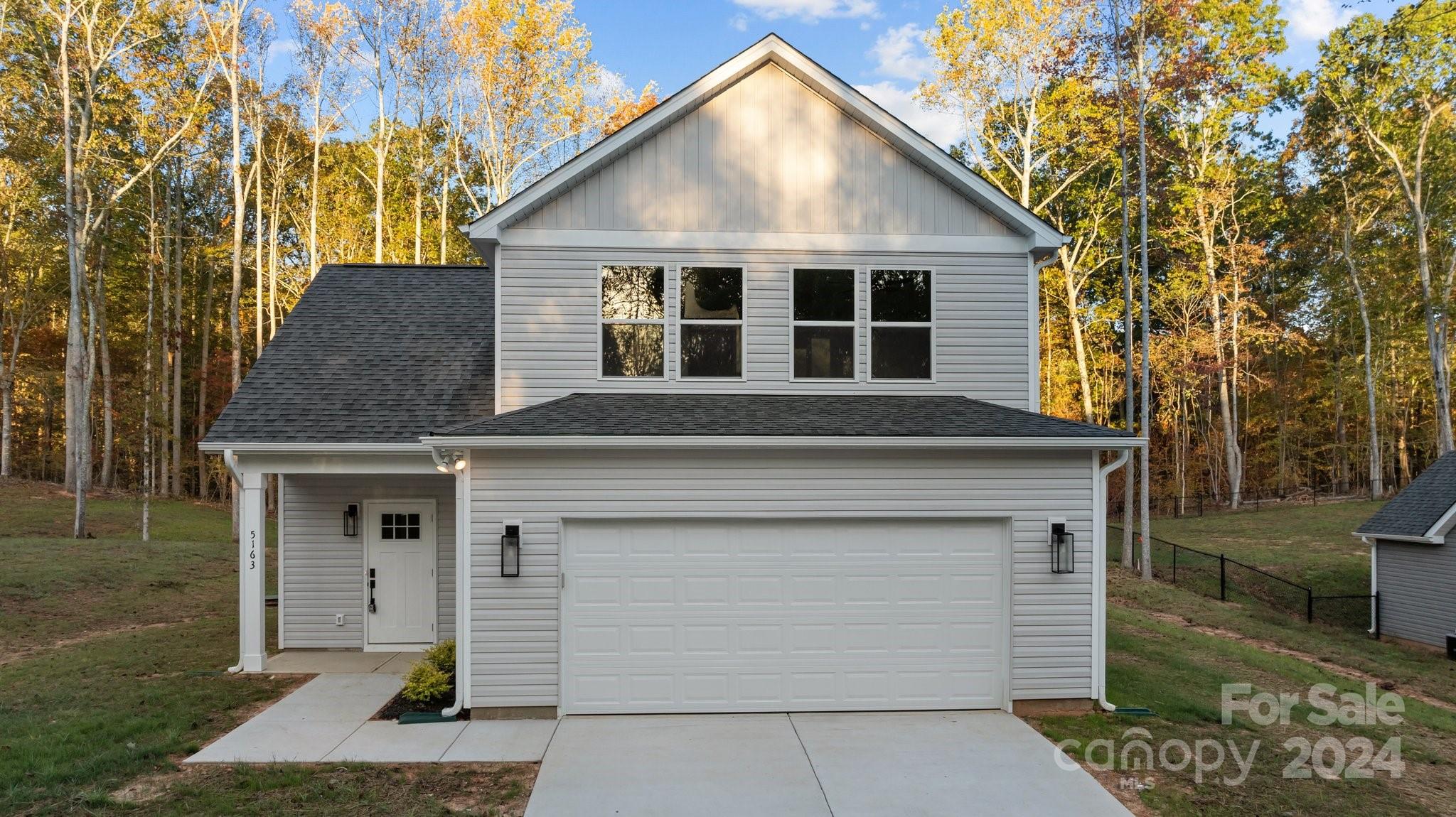 5163 Sawbill Lane