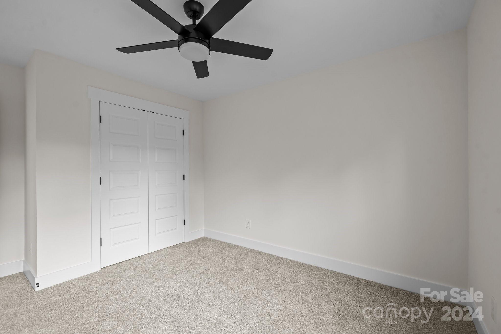 5163 Sawbill Lane