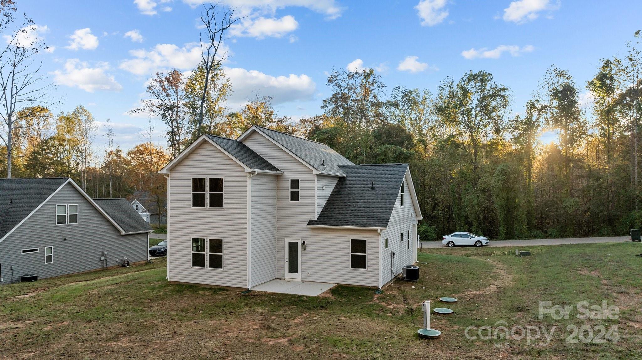 5163 Sawbill Lane