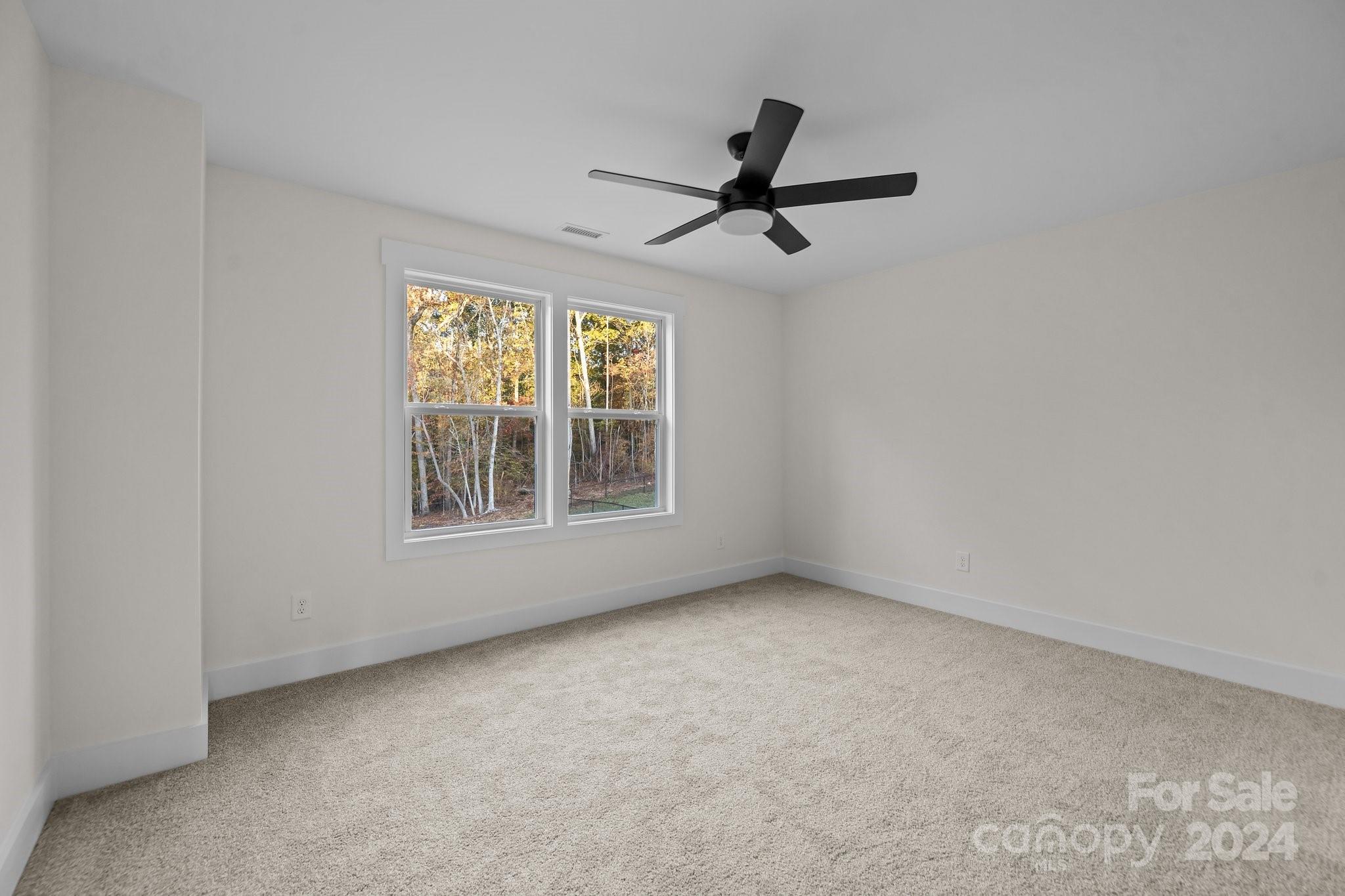 5163 Sawbill Lane