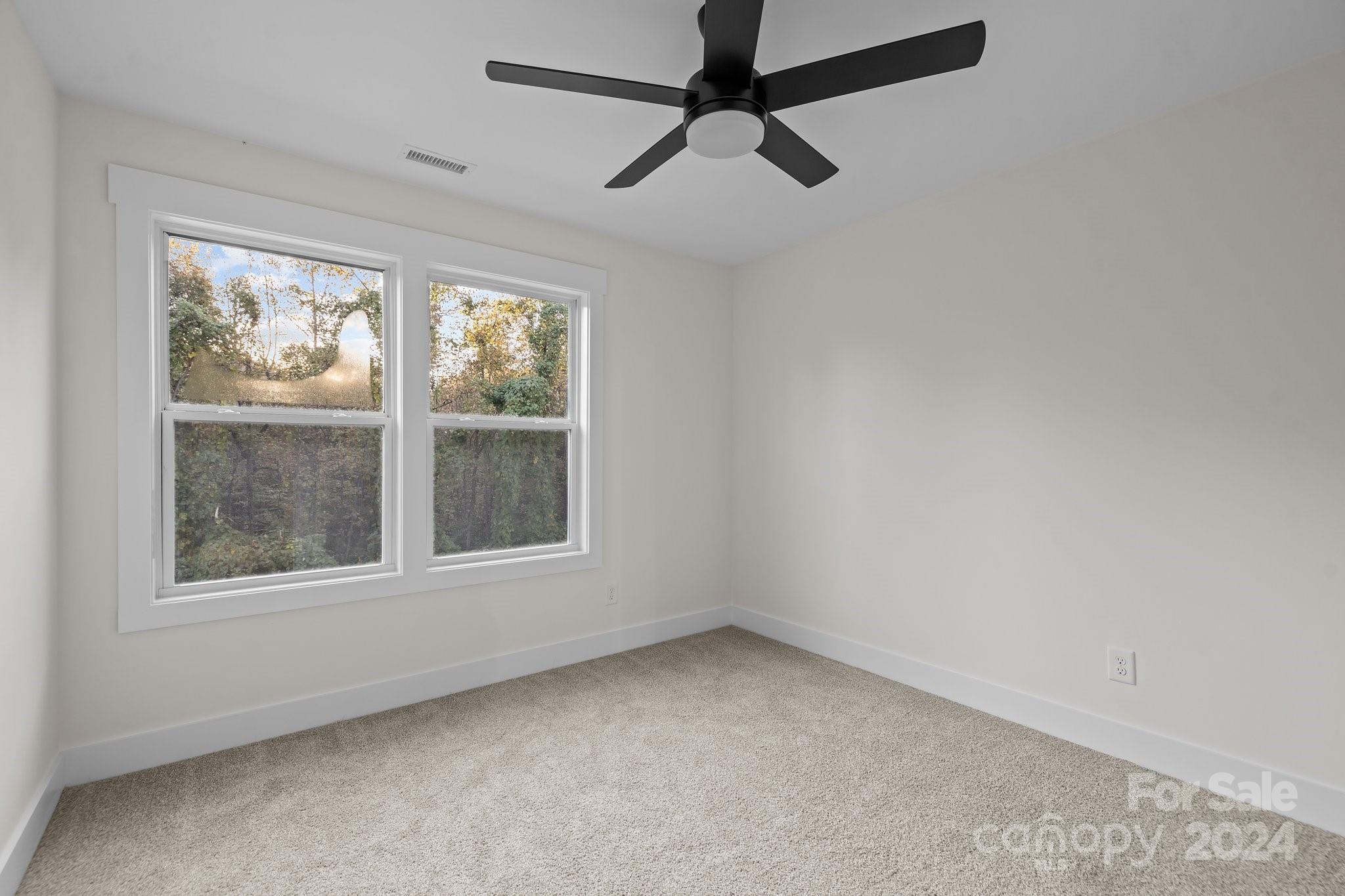 5163 Sawbill Lane
