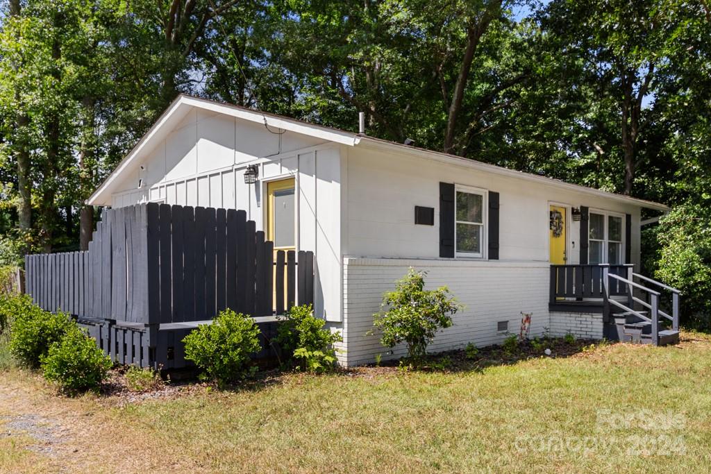 314 Flat Rock Street