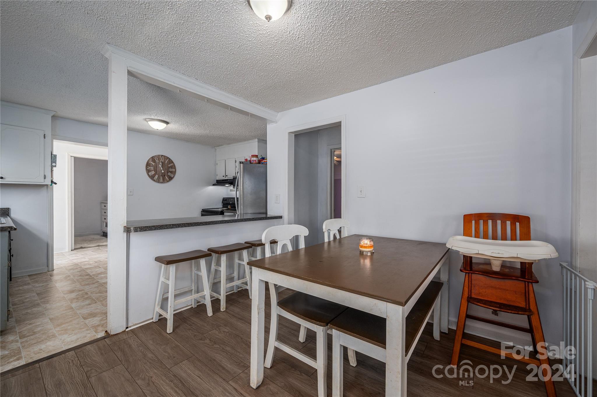 1537 N Piedmont Avenue