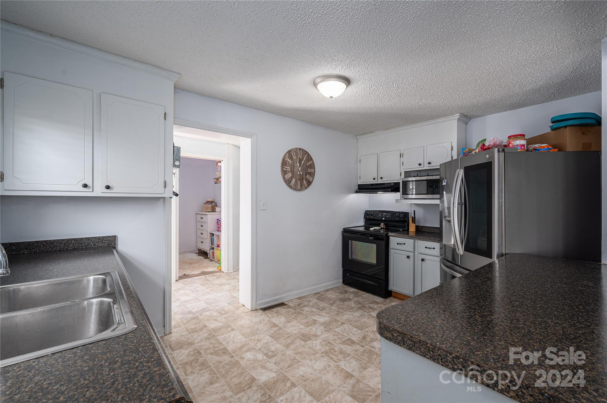 1537 N Piedmont Avenue