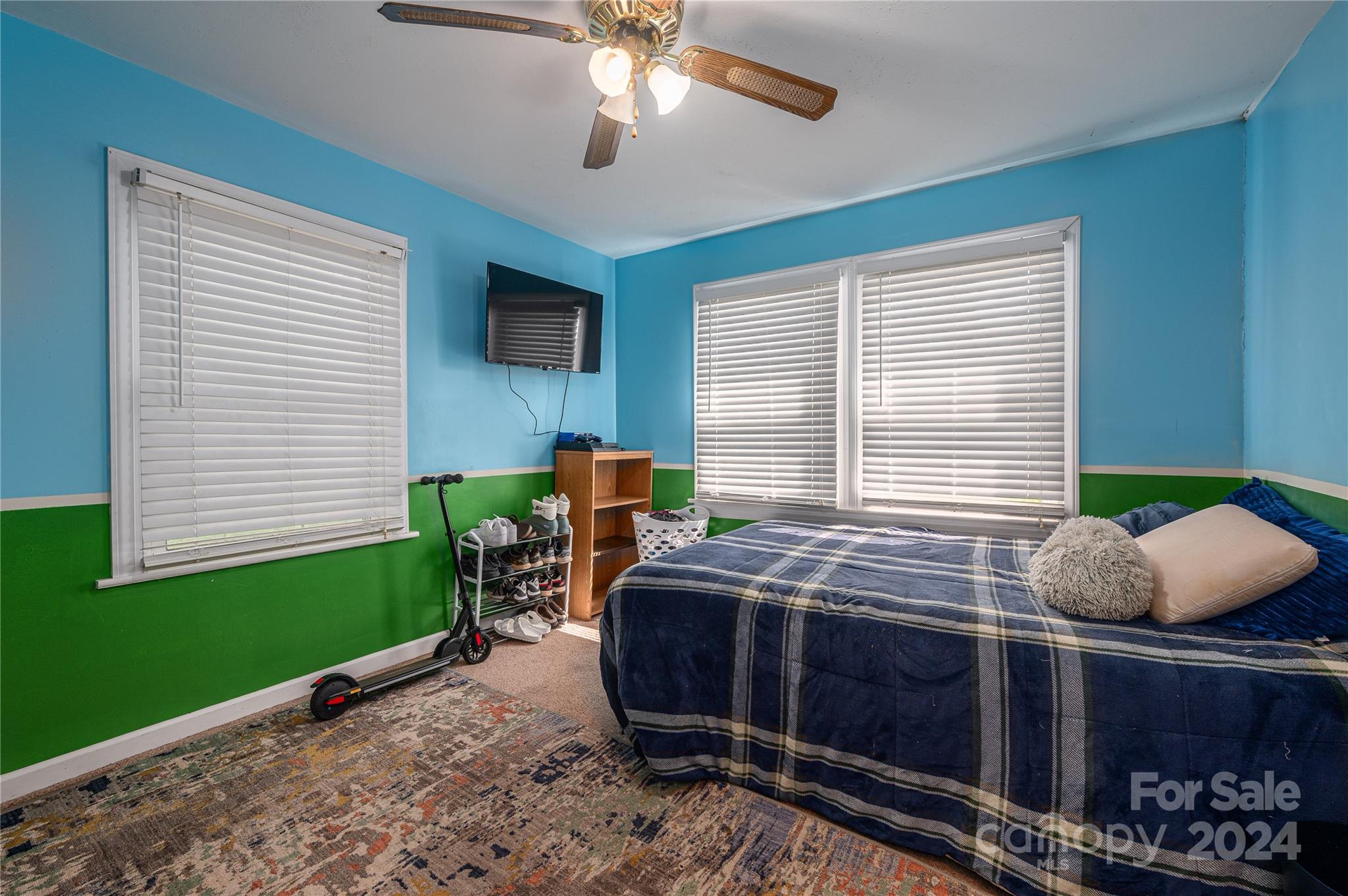 1537 N Piedmont Avenue