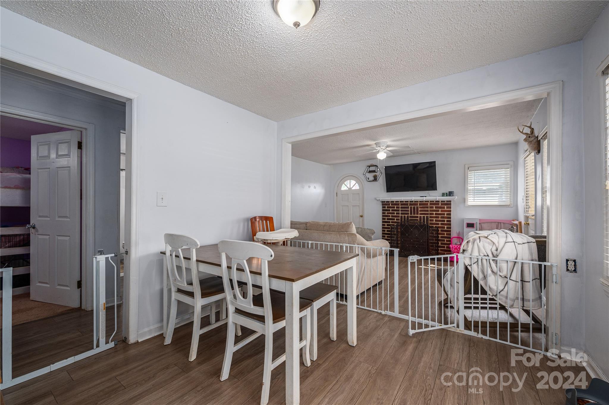 1537 N Piedmont Avenue
