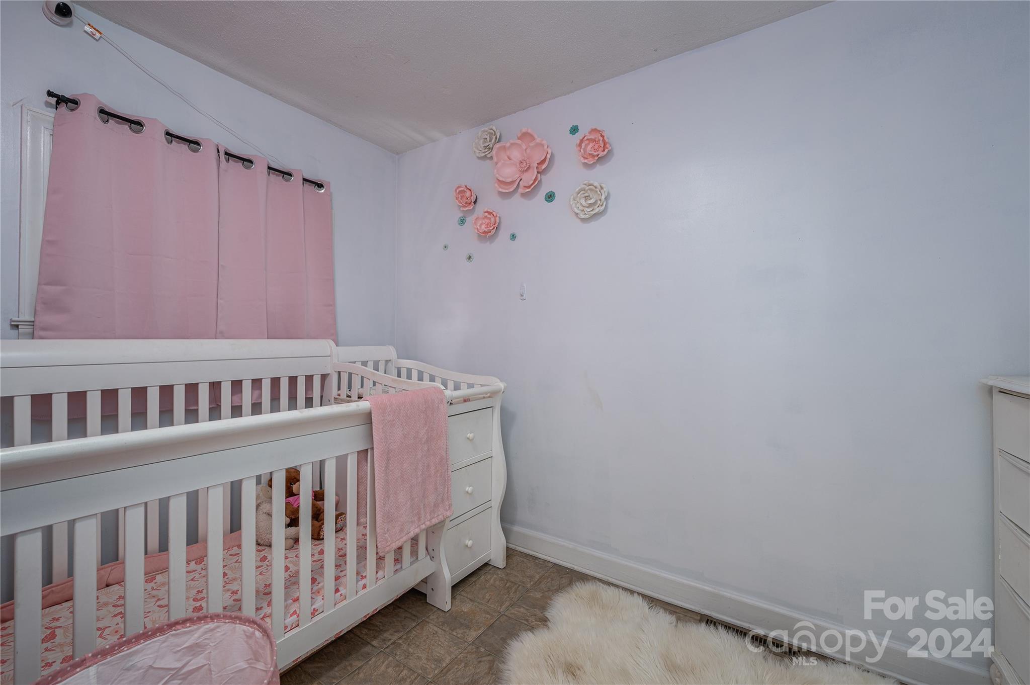 1537 N Piedmont Avenue