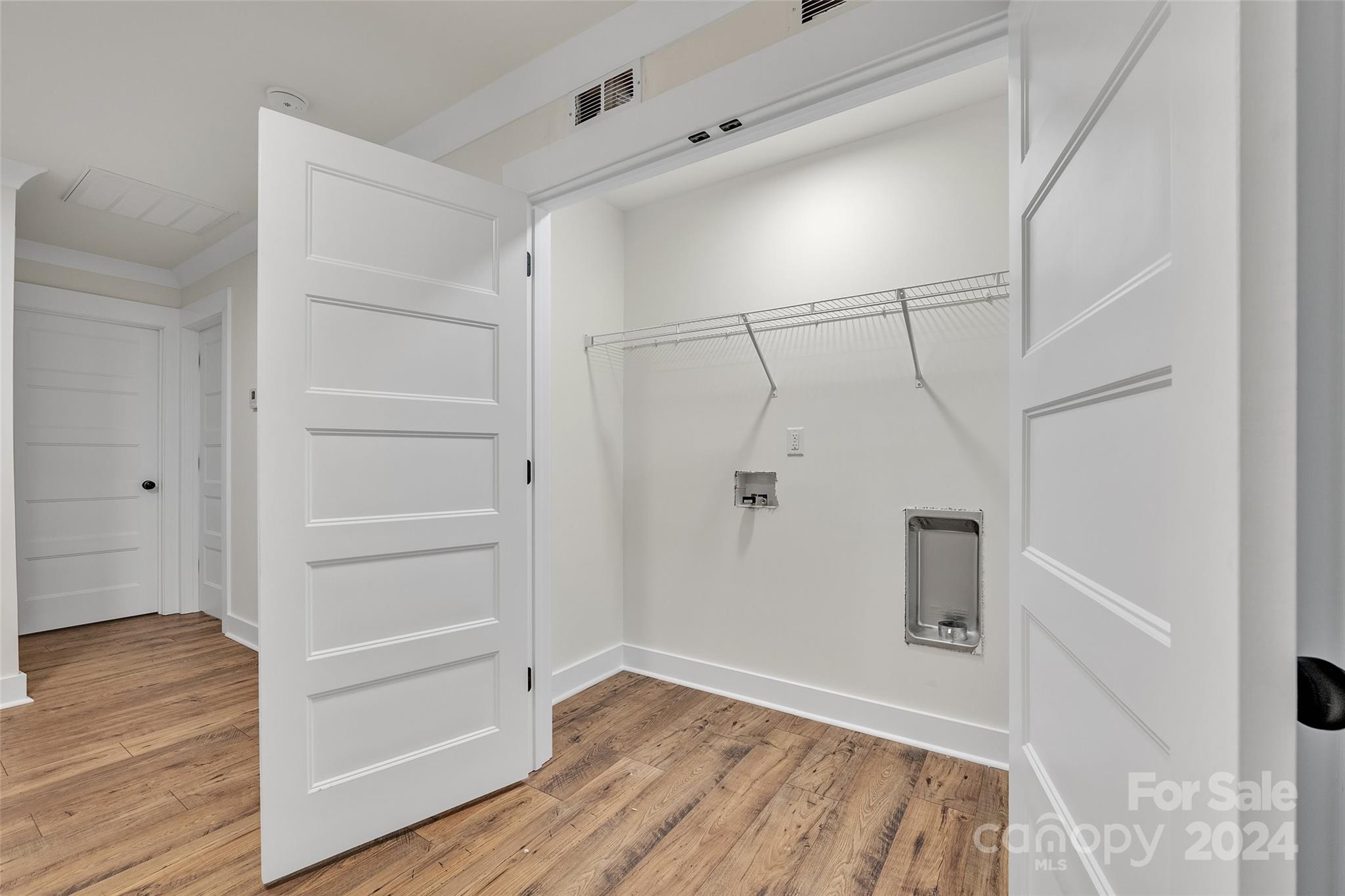 3008 Quiet Lane