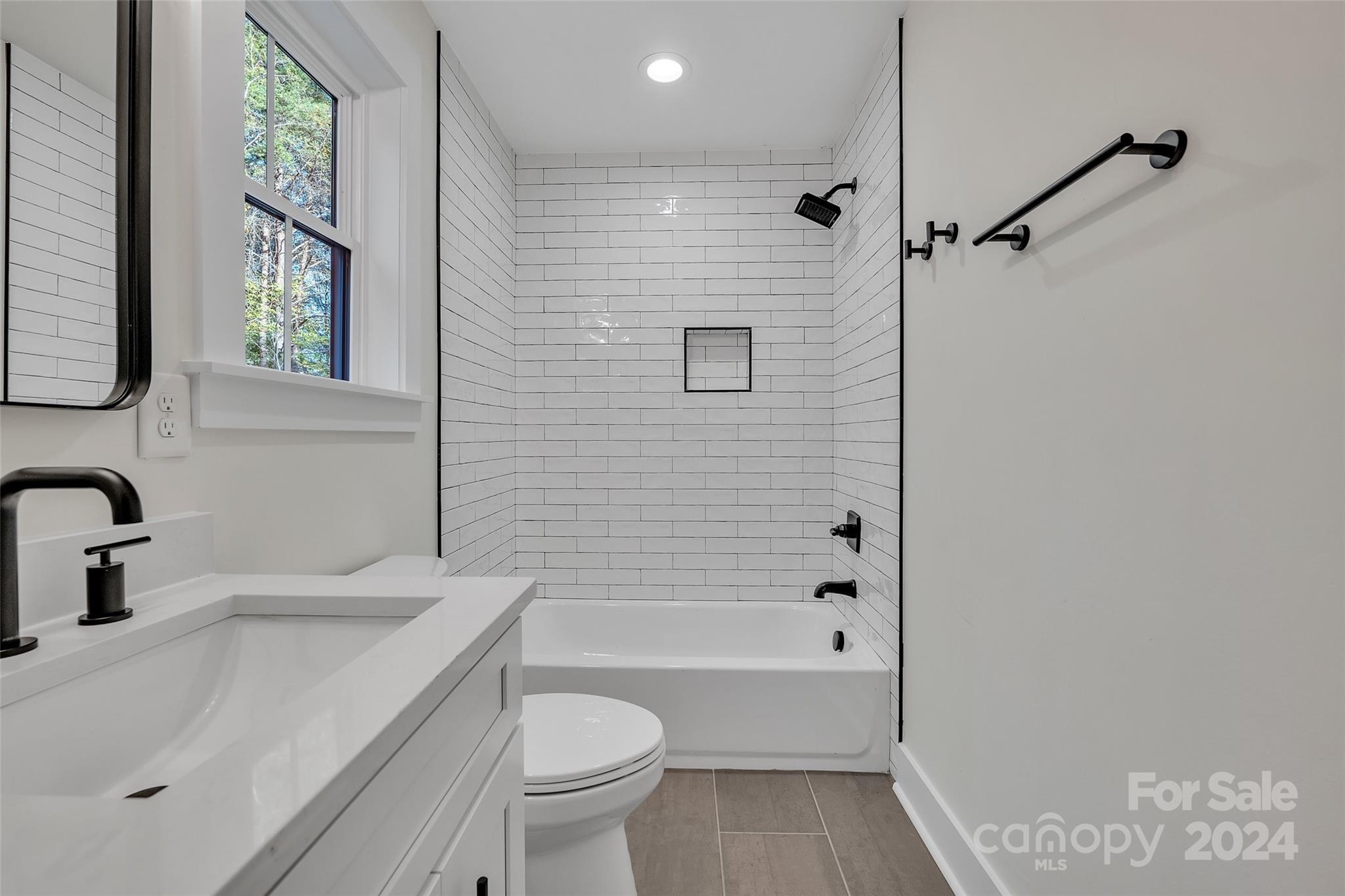 3008 Quiet Lane