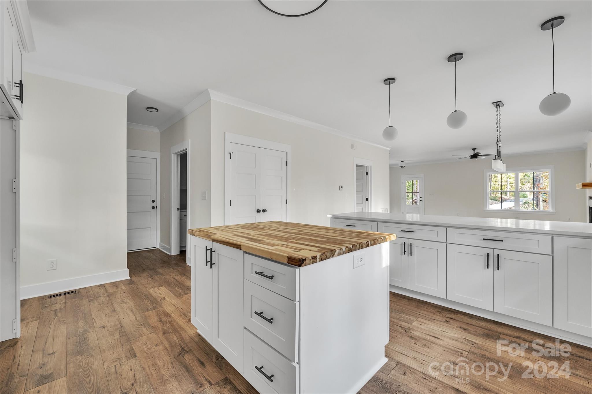 3008 Quiet Lane
