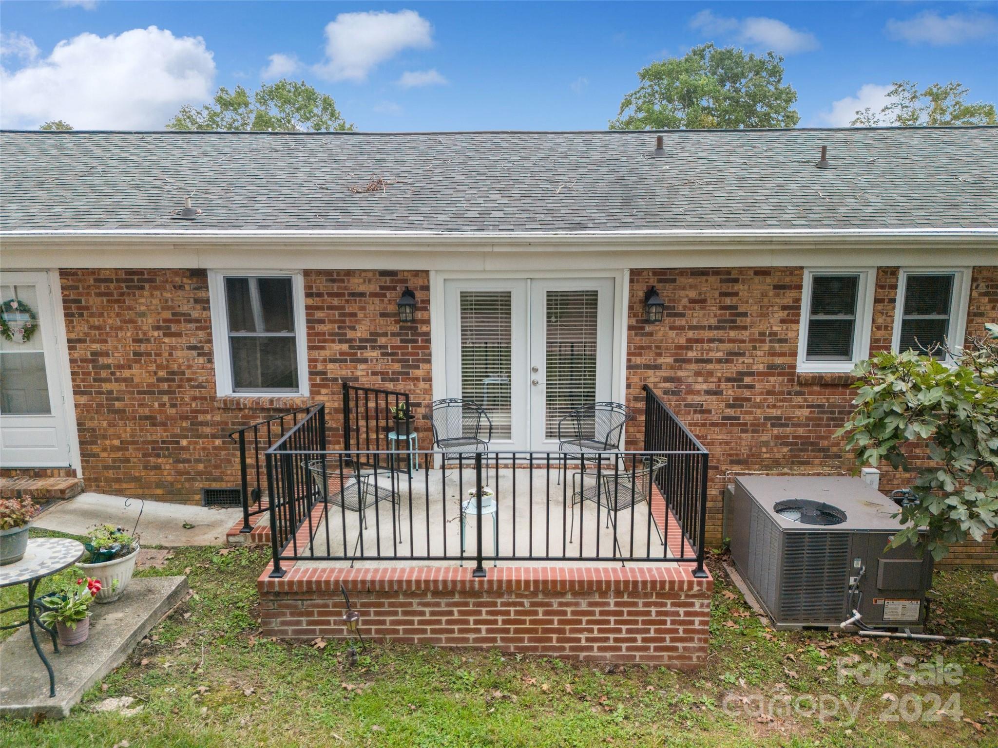 131 Bright Avenue