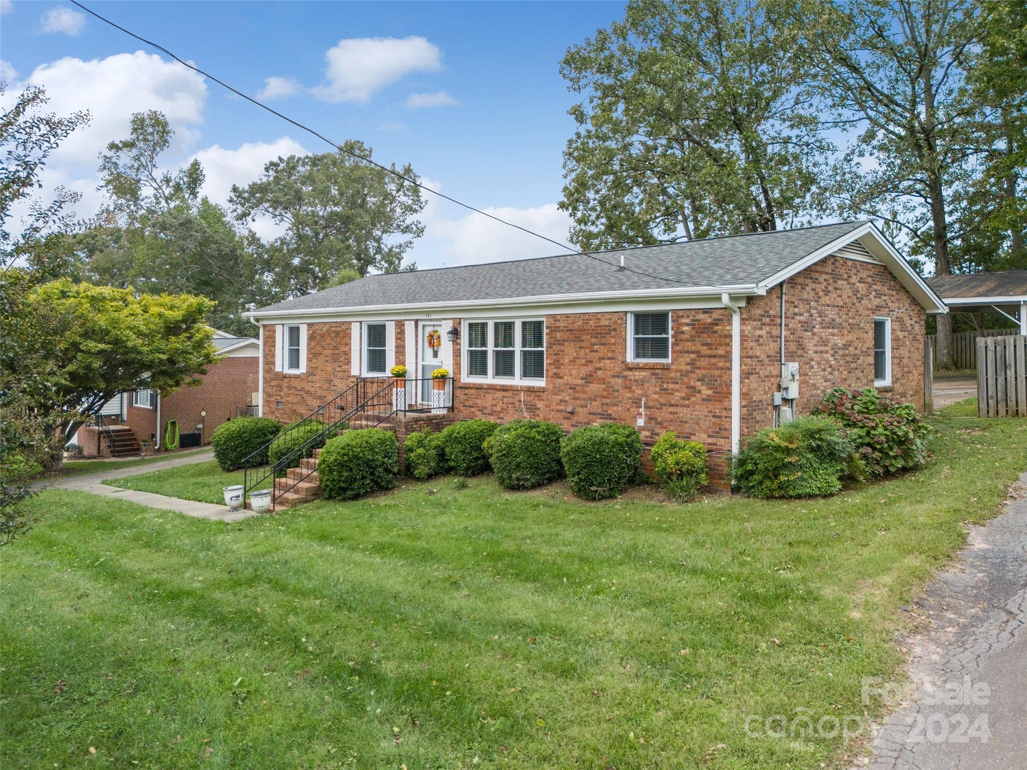131 Bright Avenue