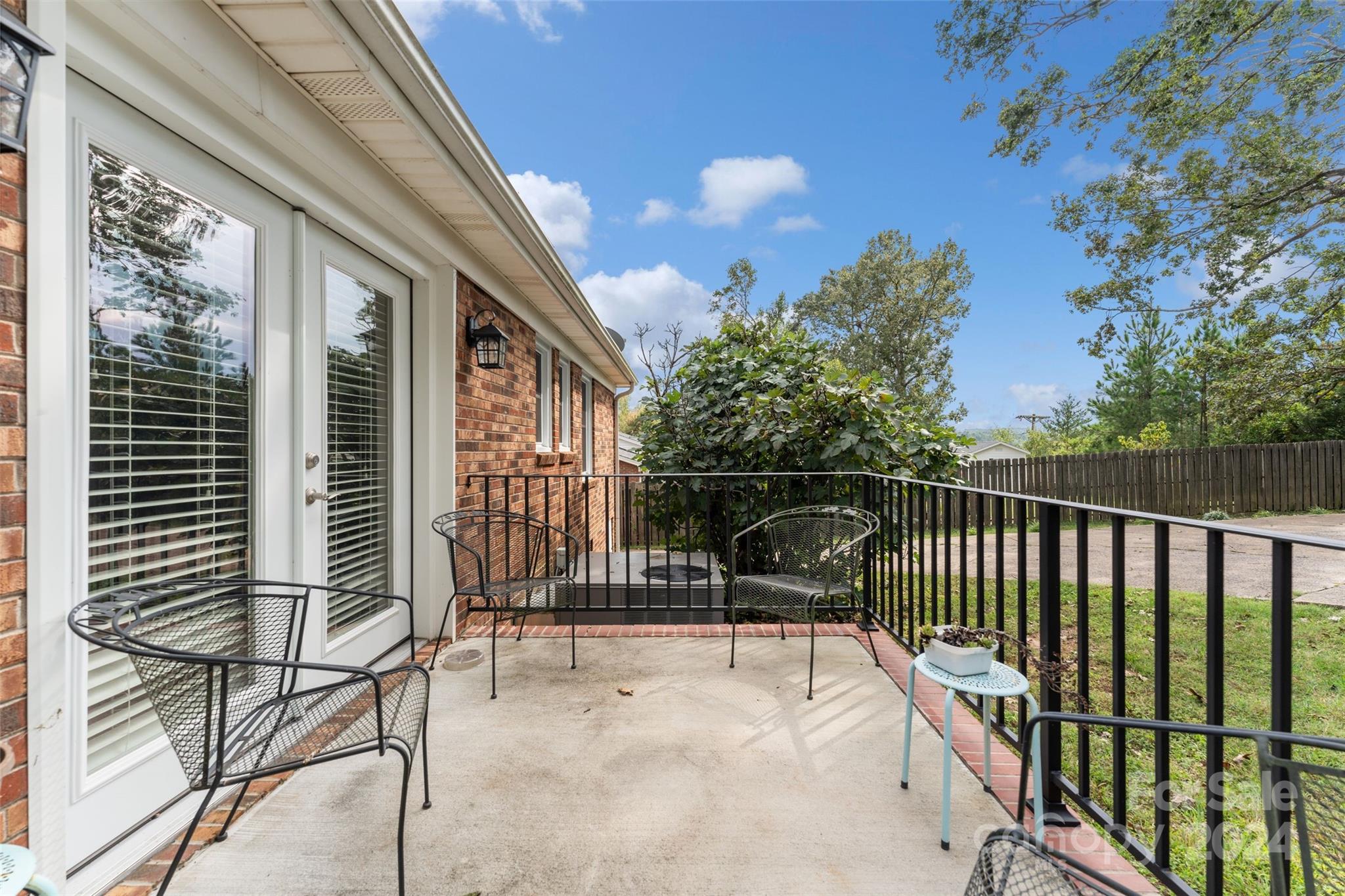 131 Bright Avenue