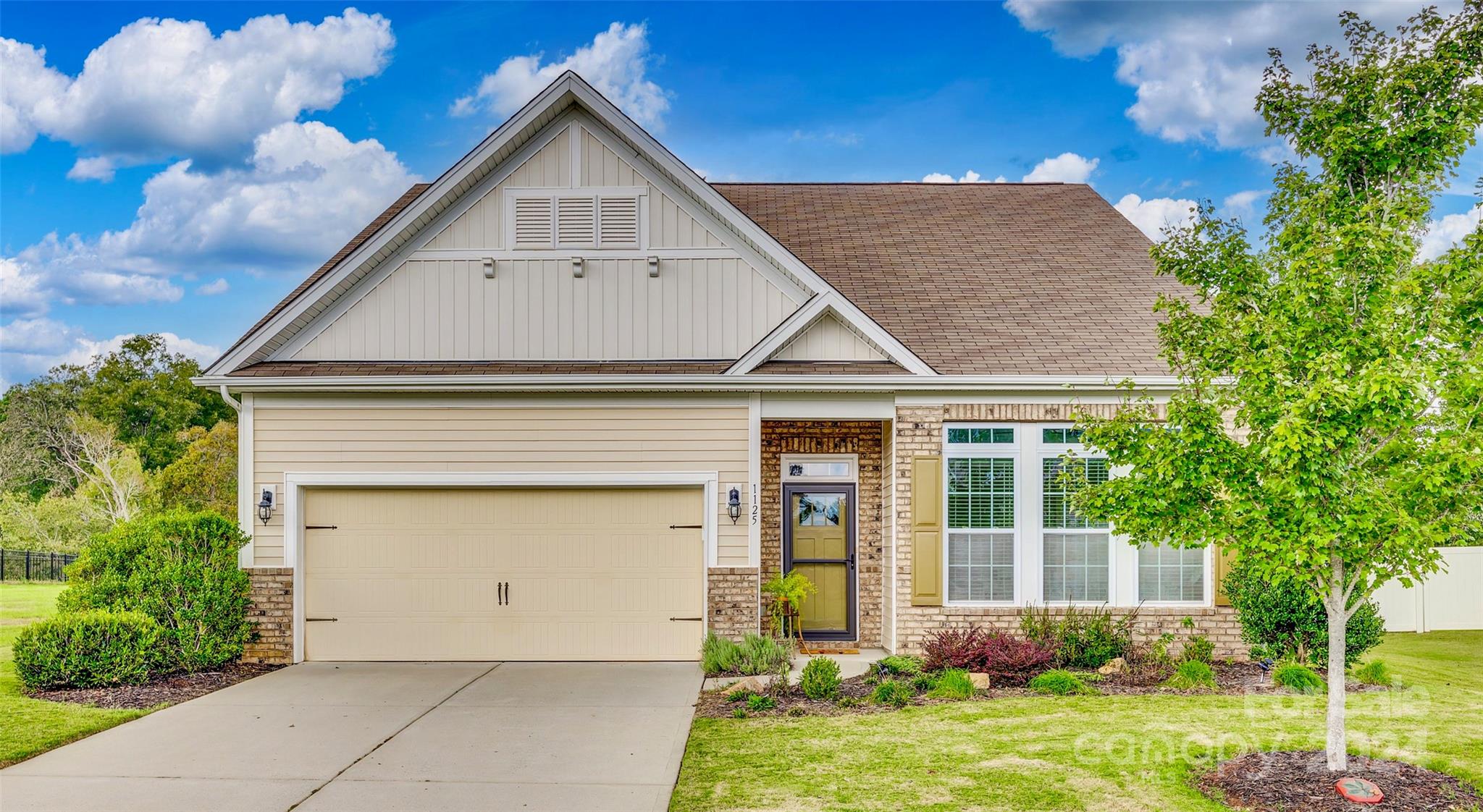 1125 Jack Pine Road