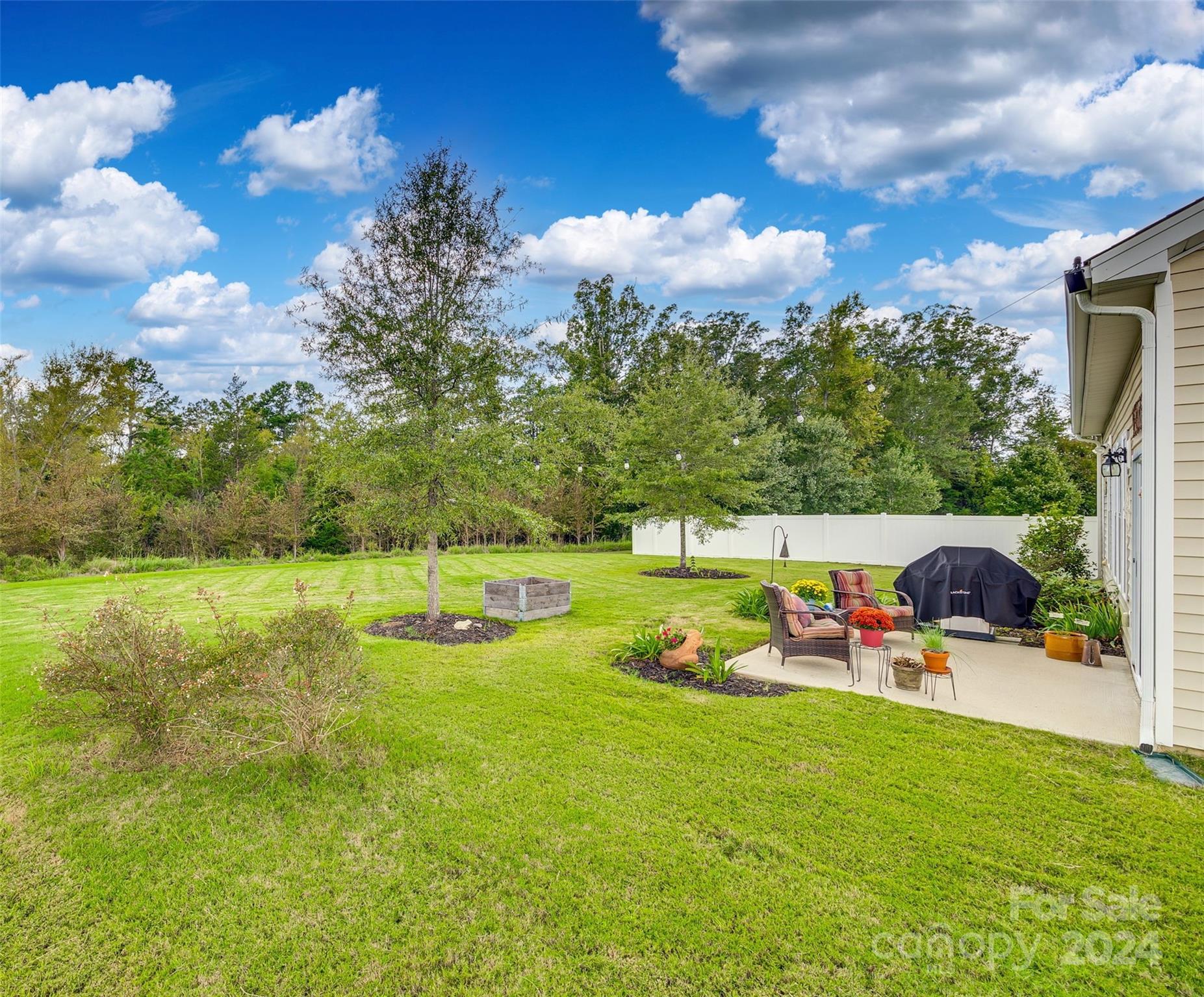 1125 Jack Pine Road