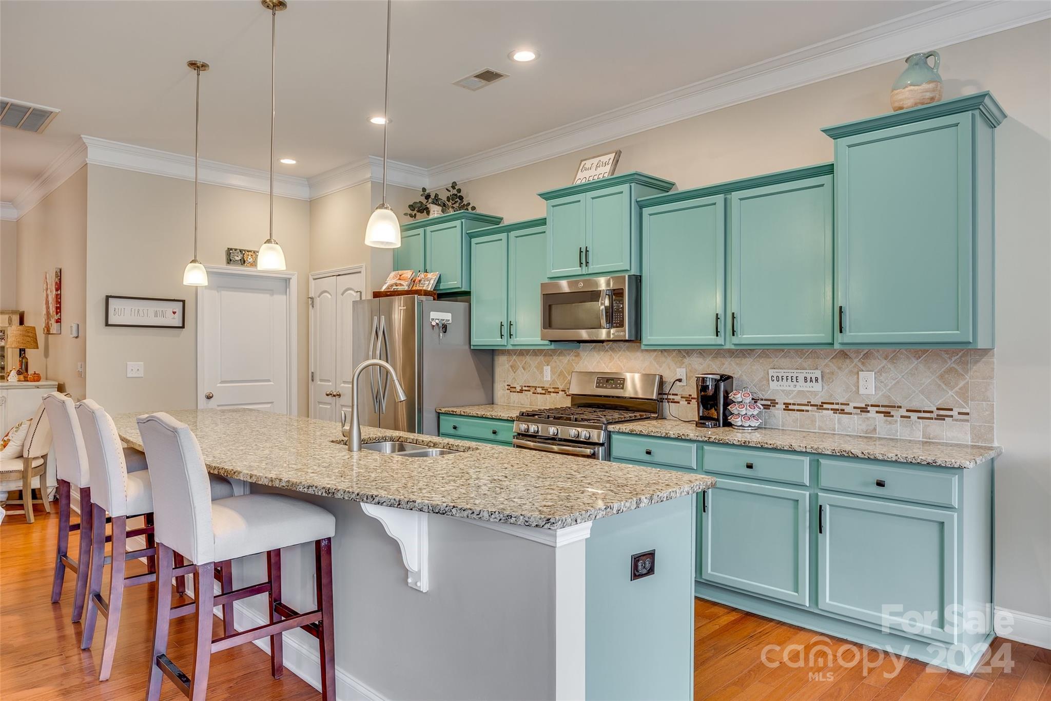 1125 Jack Pine Road
