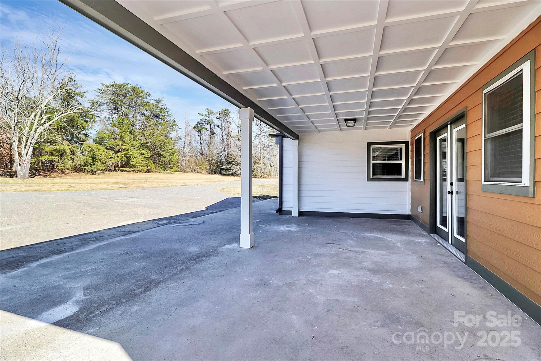 2159 Greenleaf Road