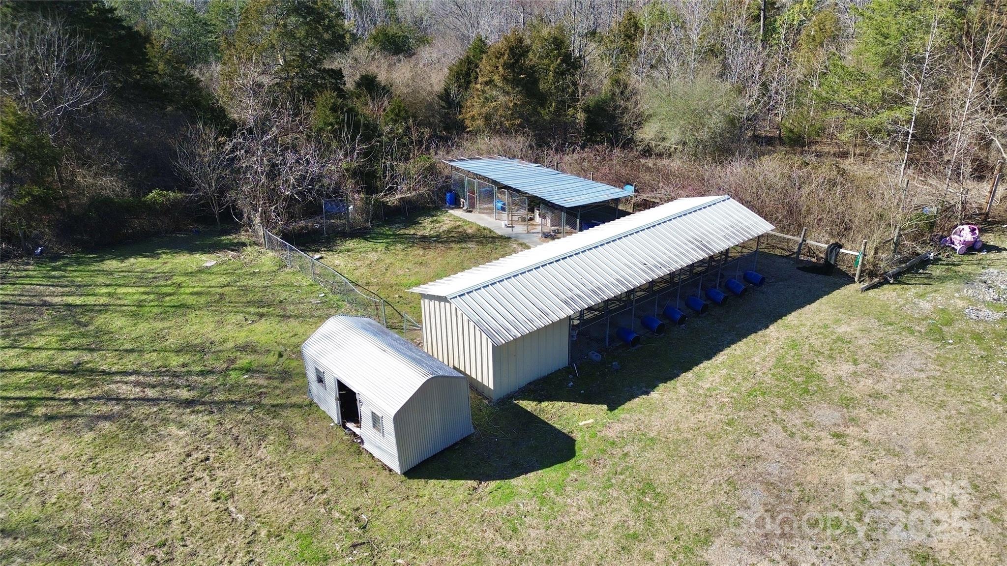 2159 Greenleaf Road