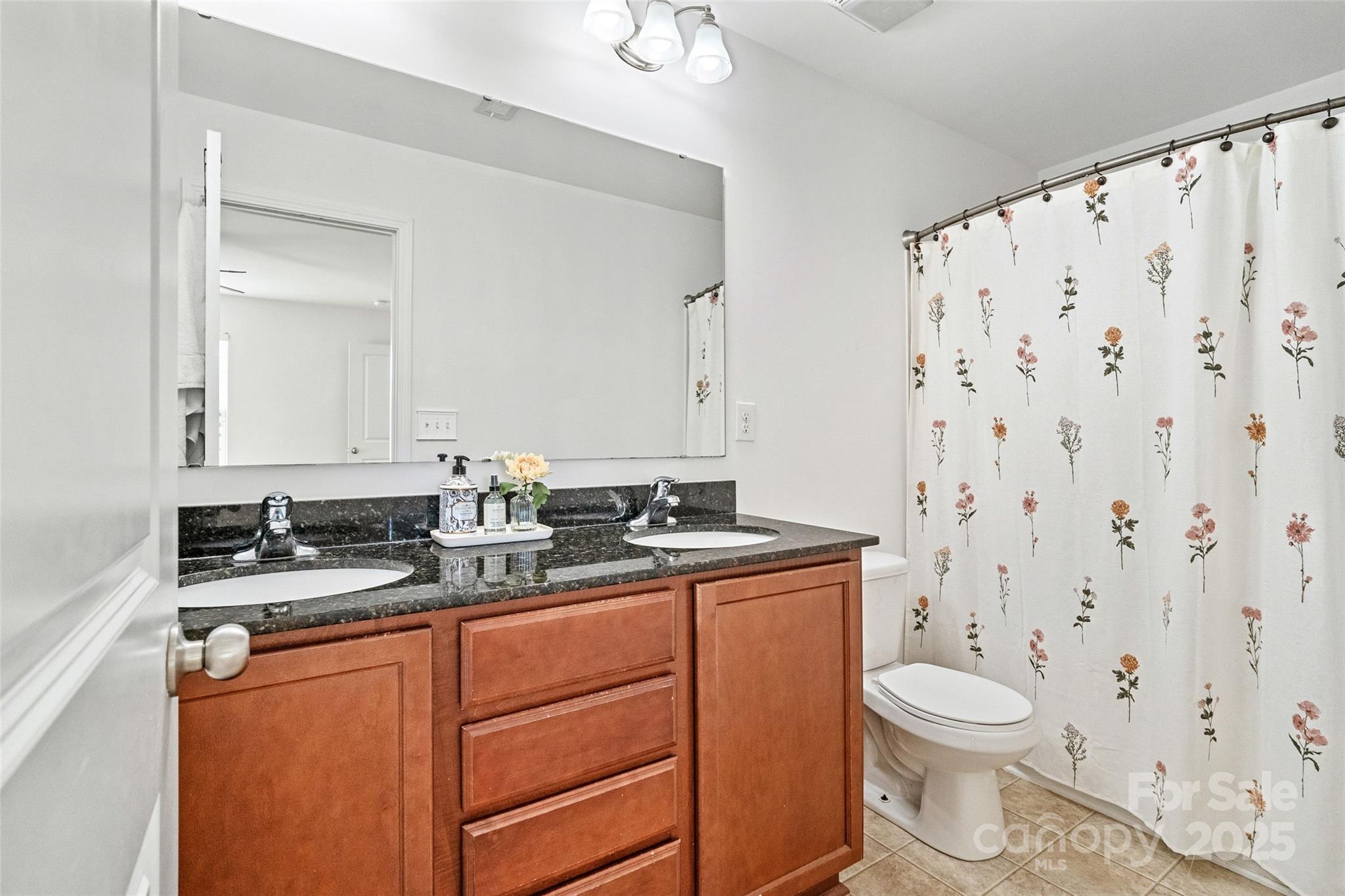 1065 Ellis Pond Drive