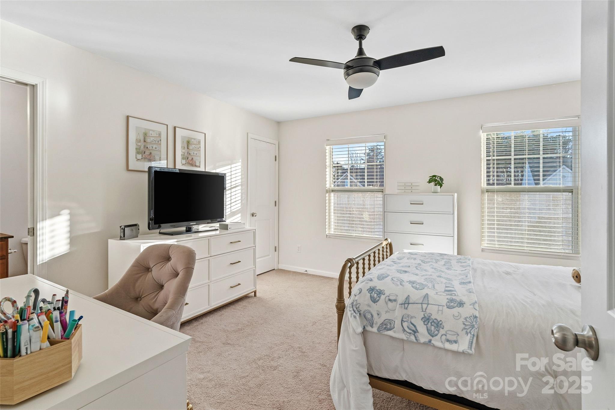 1065 Ellis Pond Drive