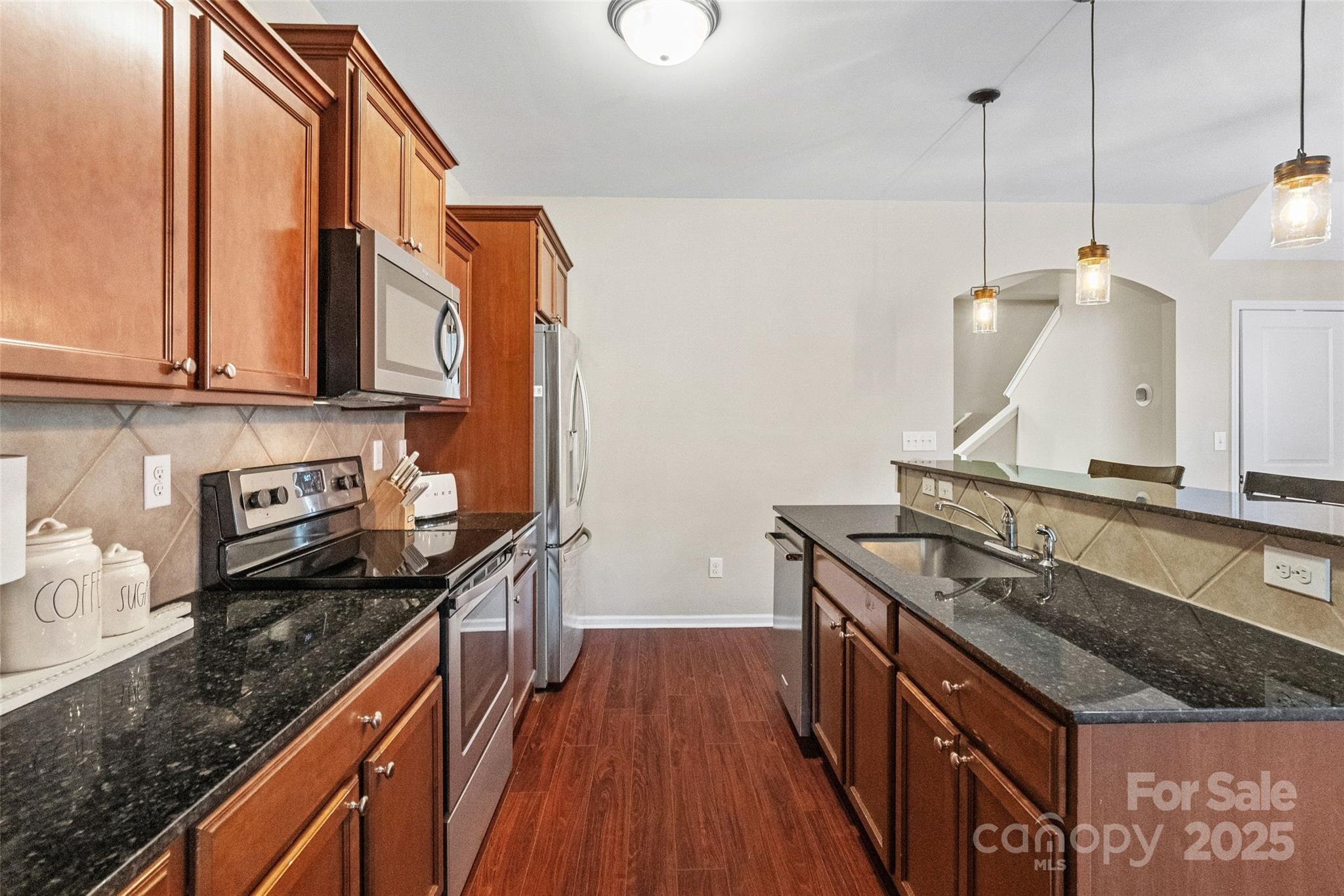 1065 Ellis Pond Drive