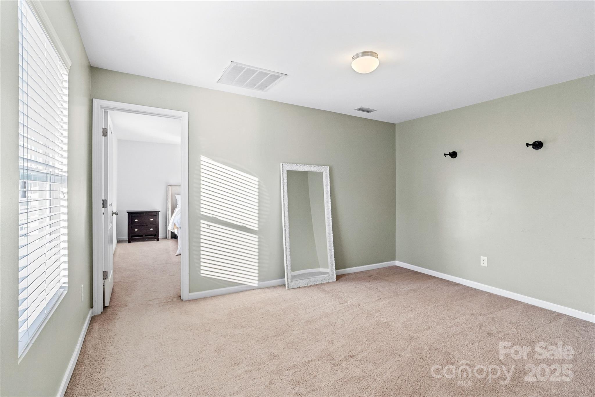 1065 Ellis Pond Drive
