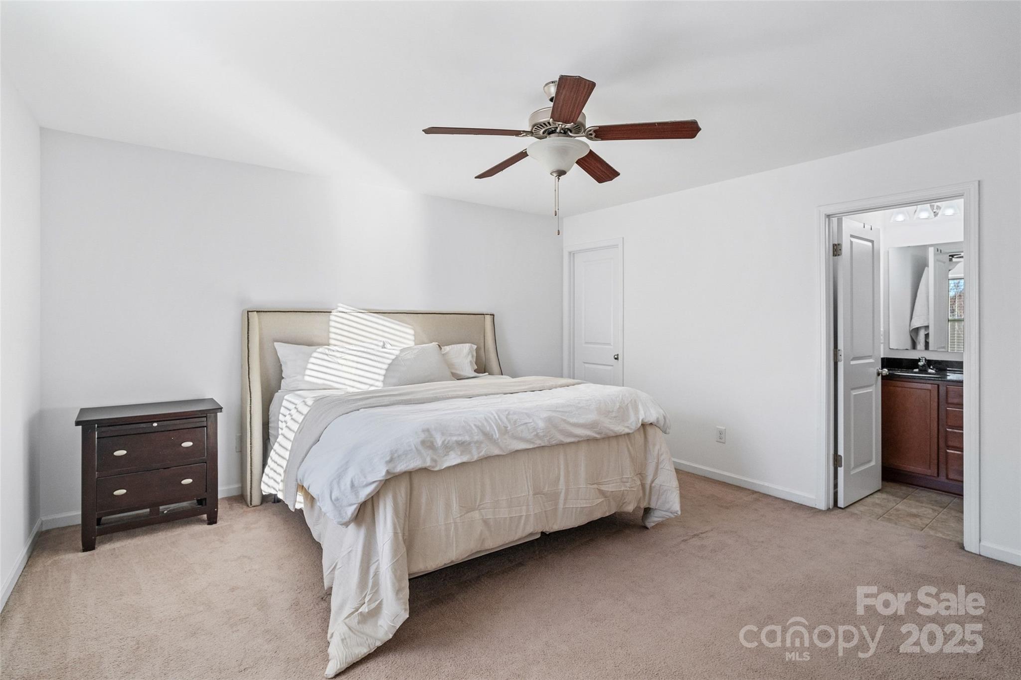 1065 Ellis Pond Drive