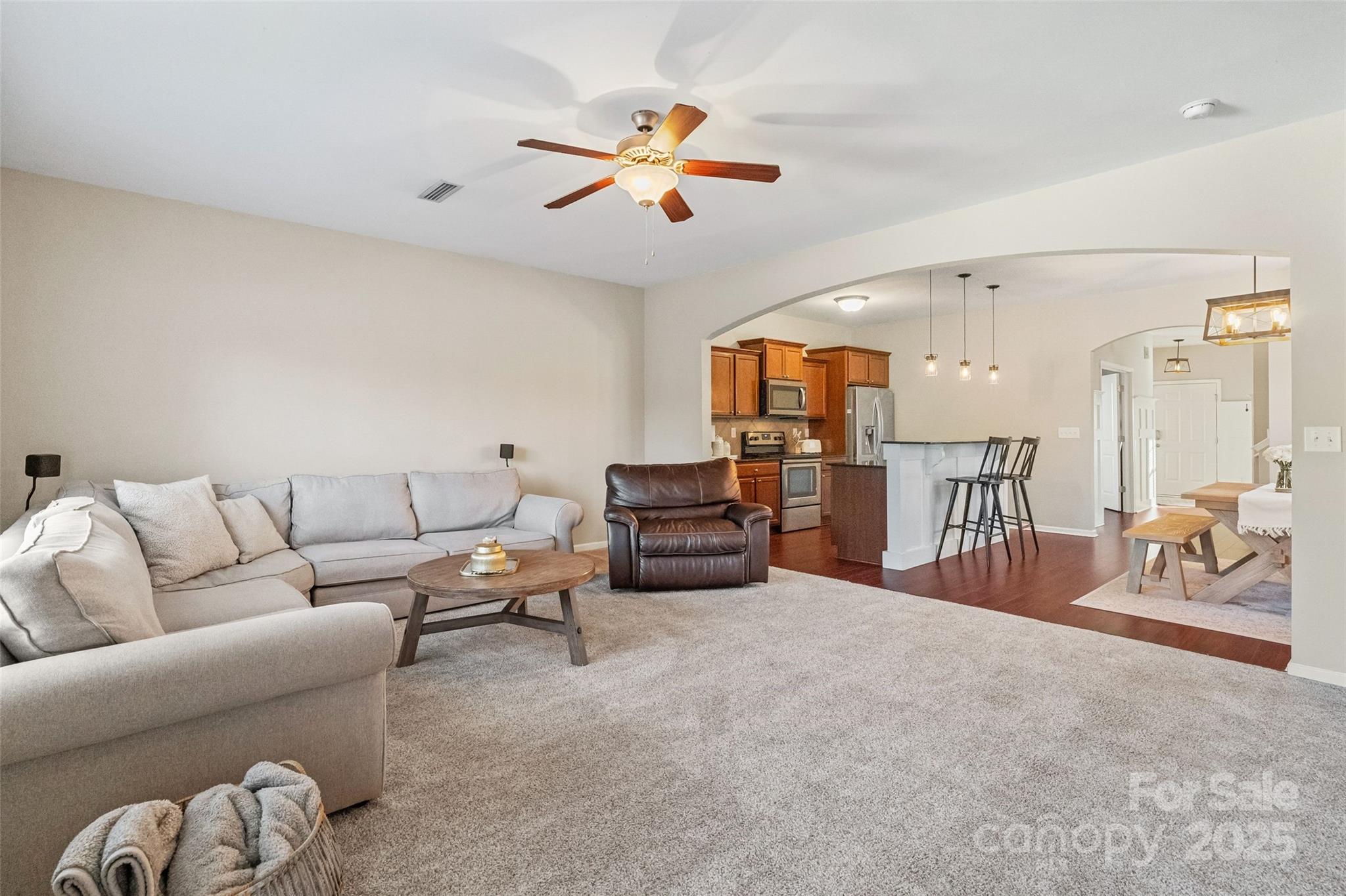 1065 Ellis Pond Drive