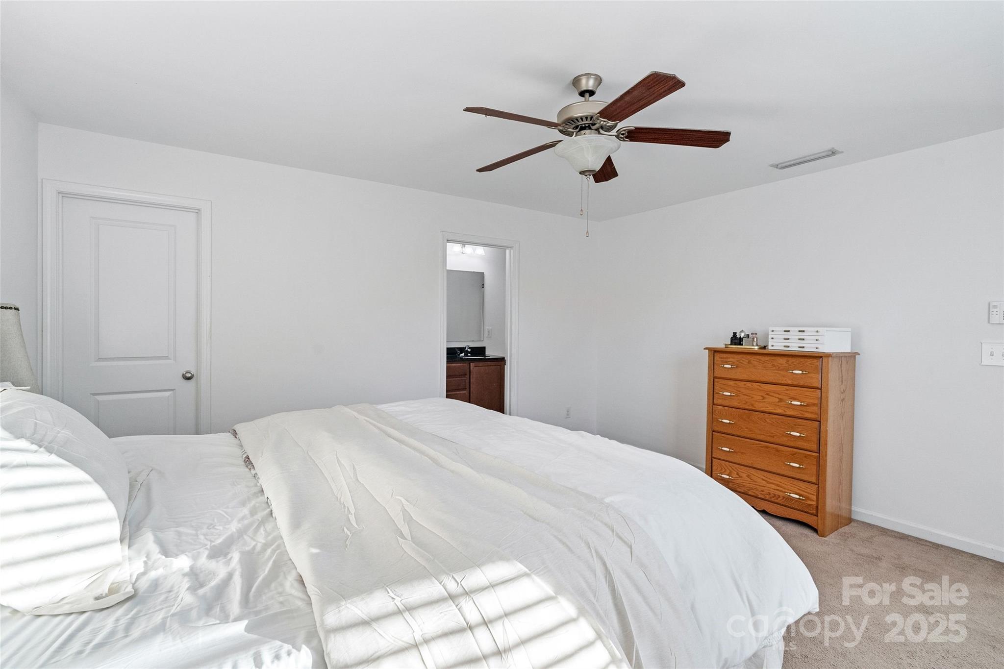 1065 Ellis Pond Drive