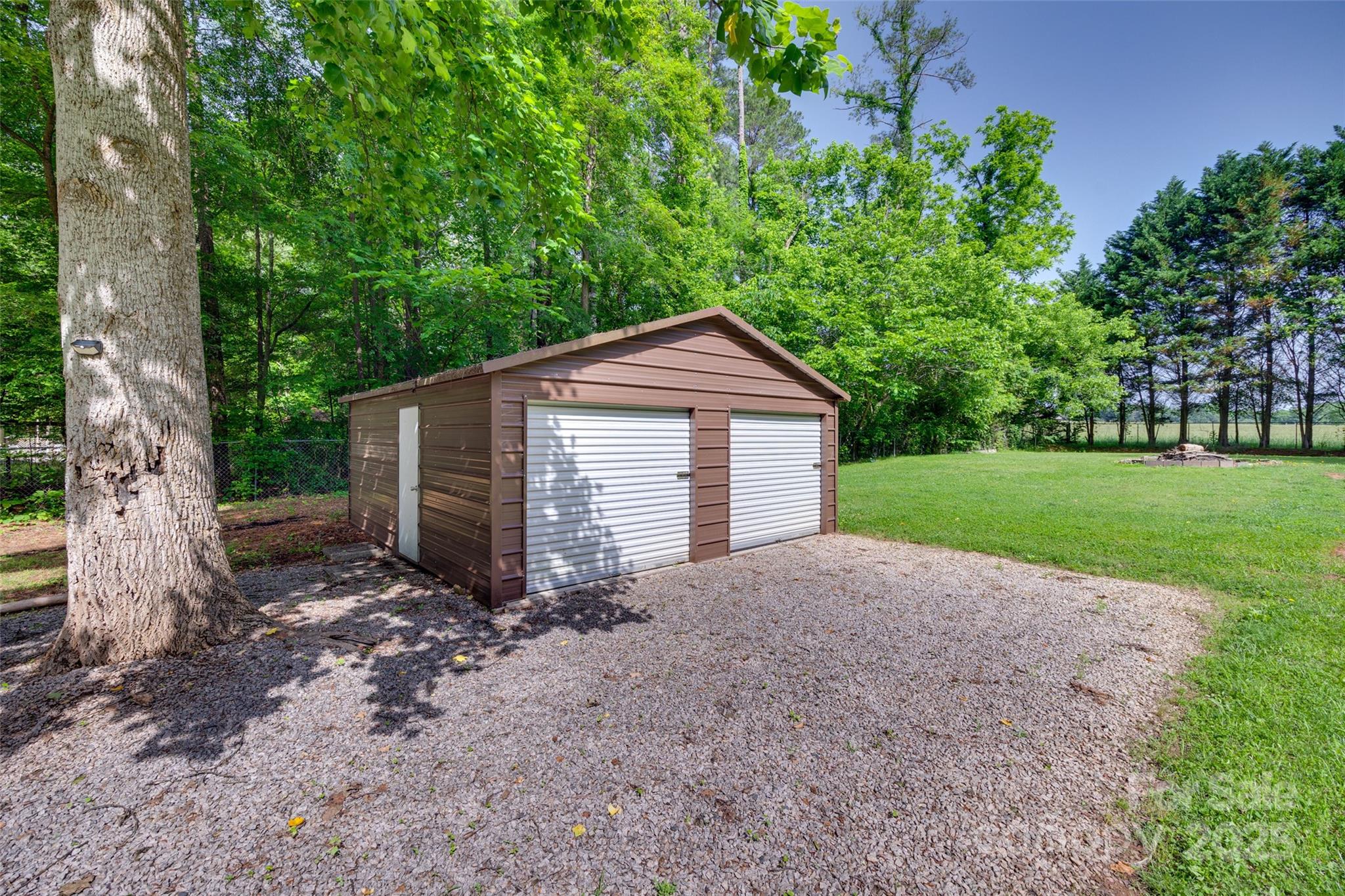6688 Pine Forest Drive