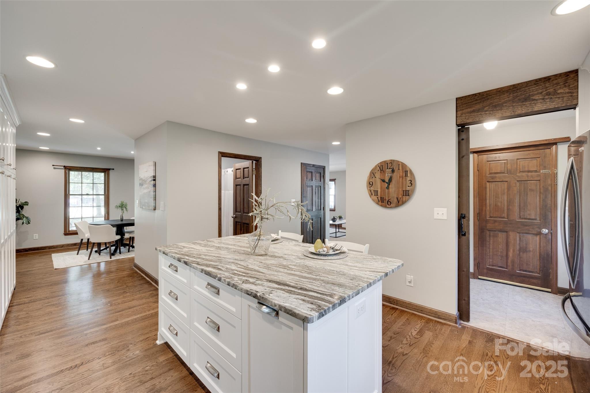 6688 Pine Forest Drive
