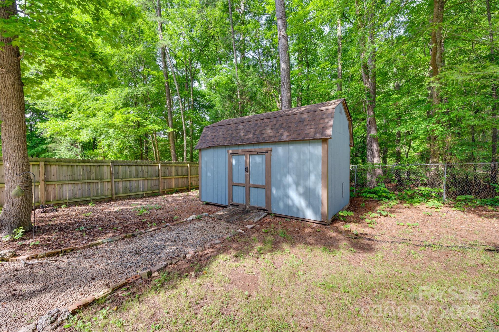 6688 Pine Forest Drive