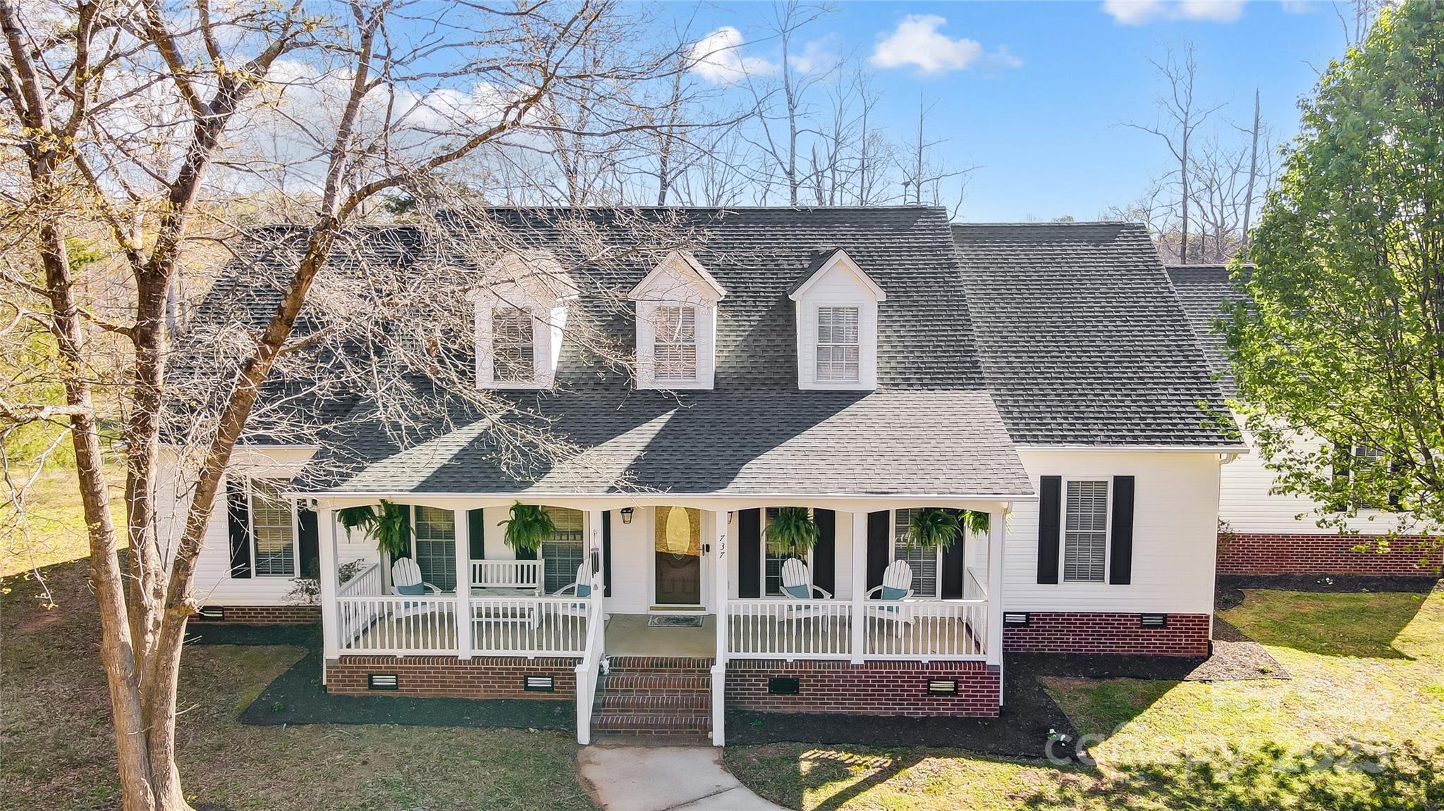 737 Sanside Drive