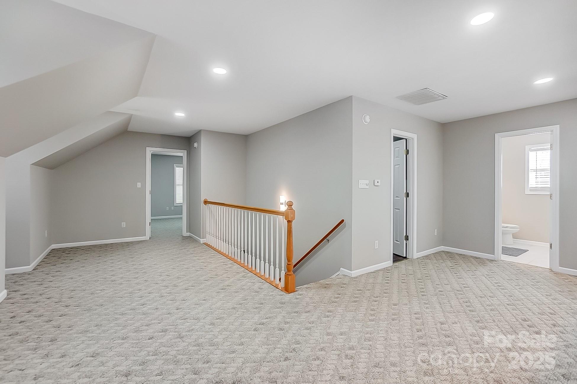 737 Sanside Drive