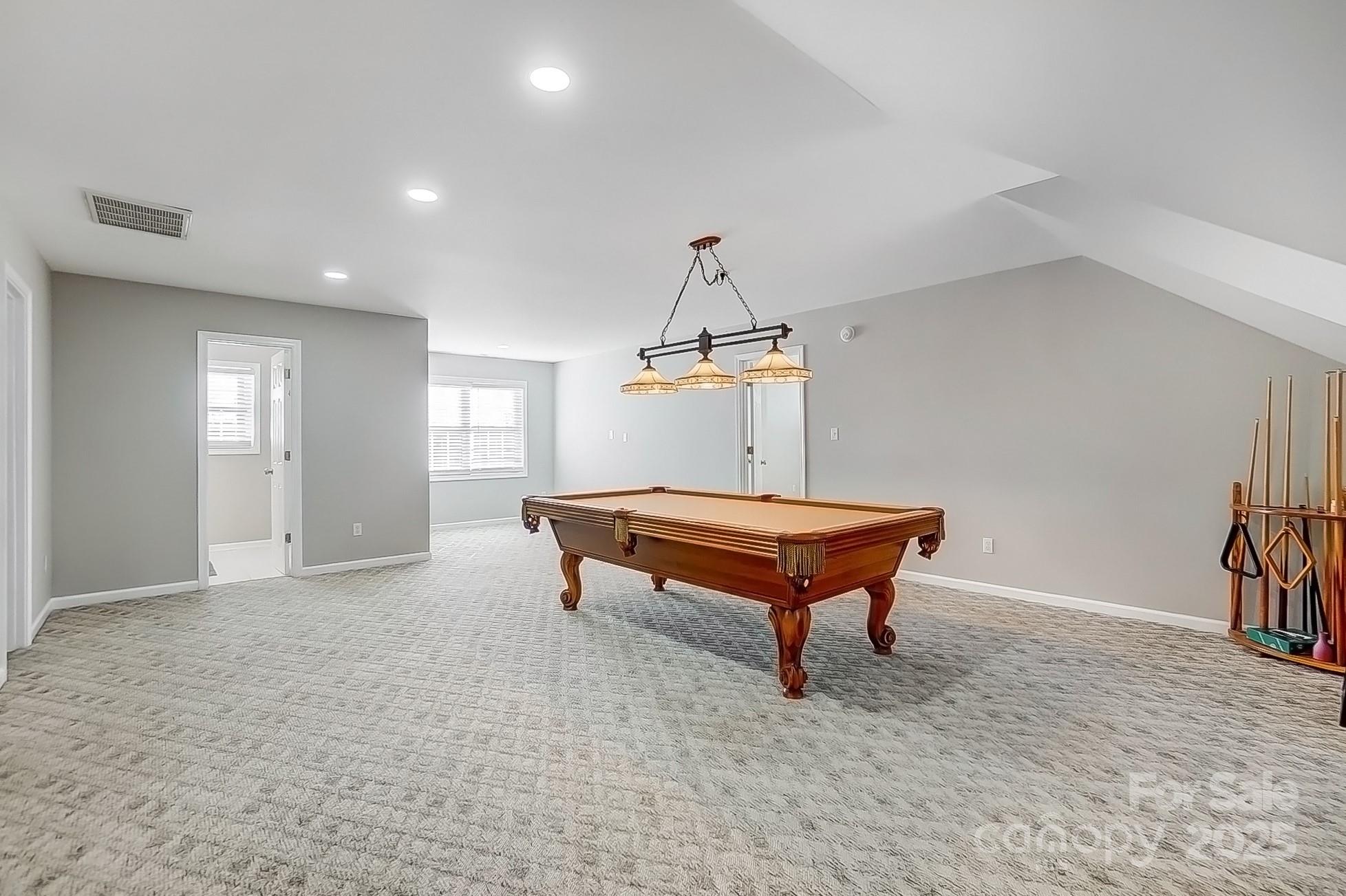 737 Sanside Drive