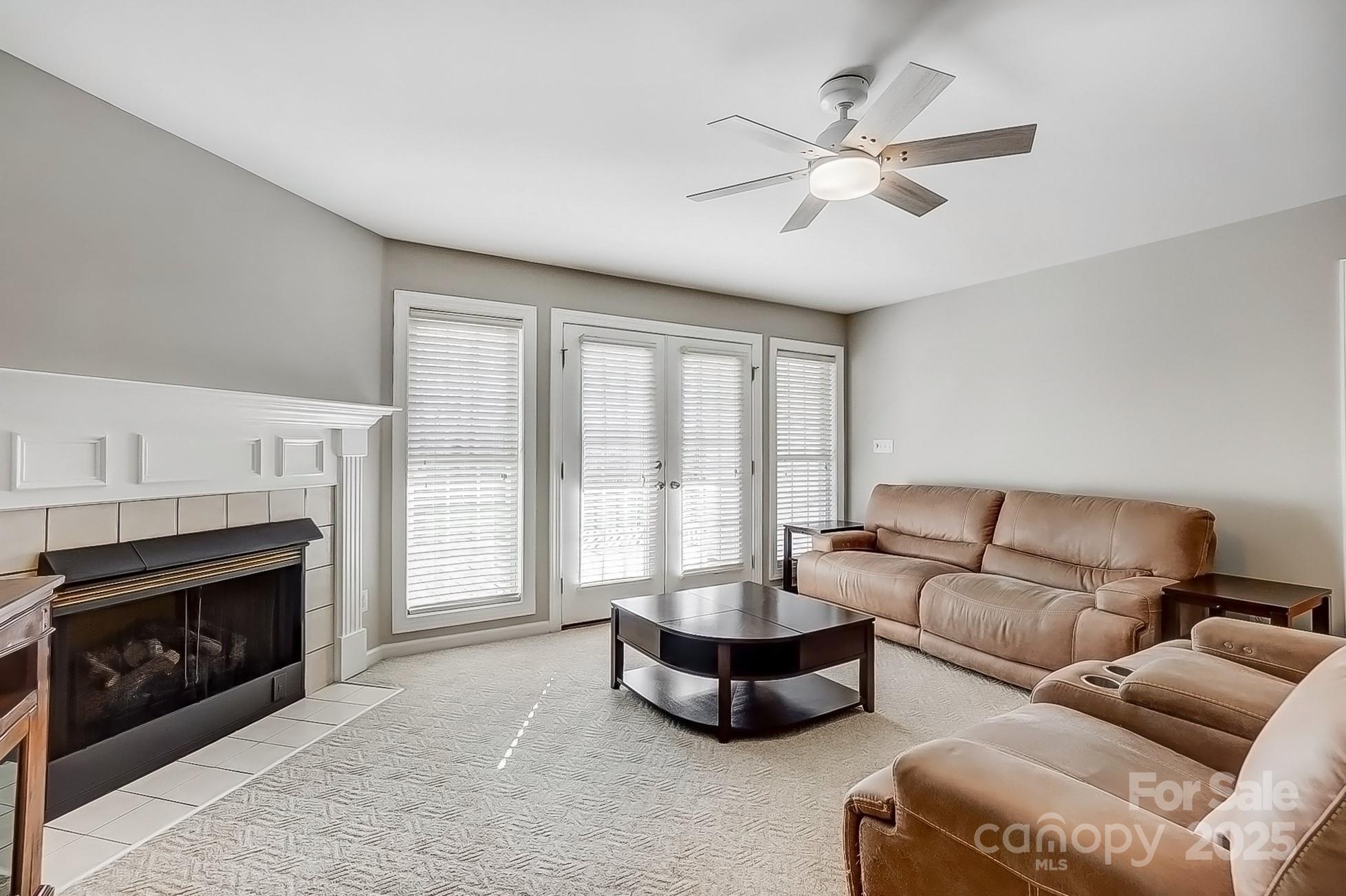 737 Sanside Drive