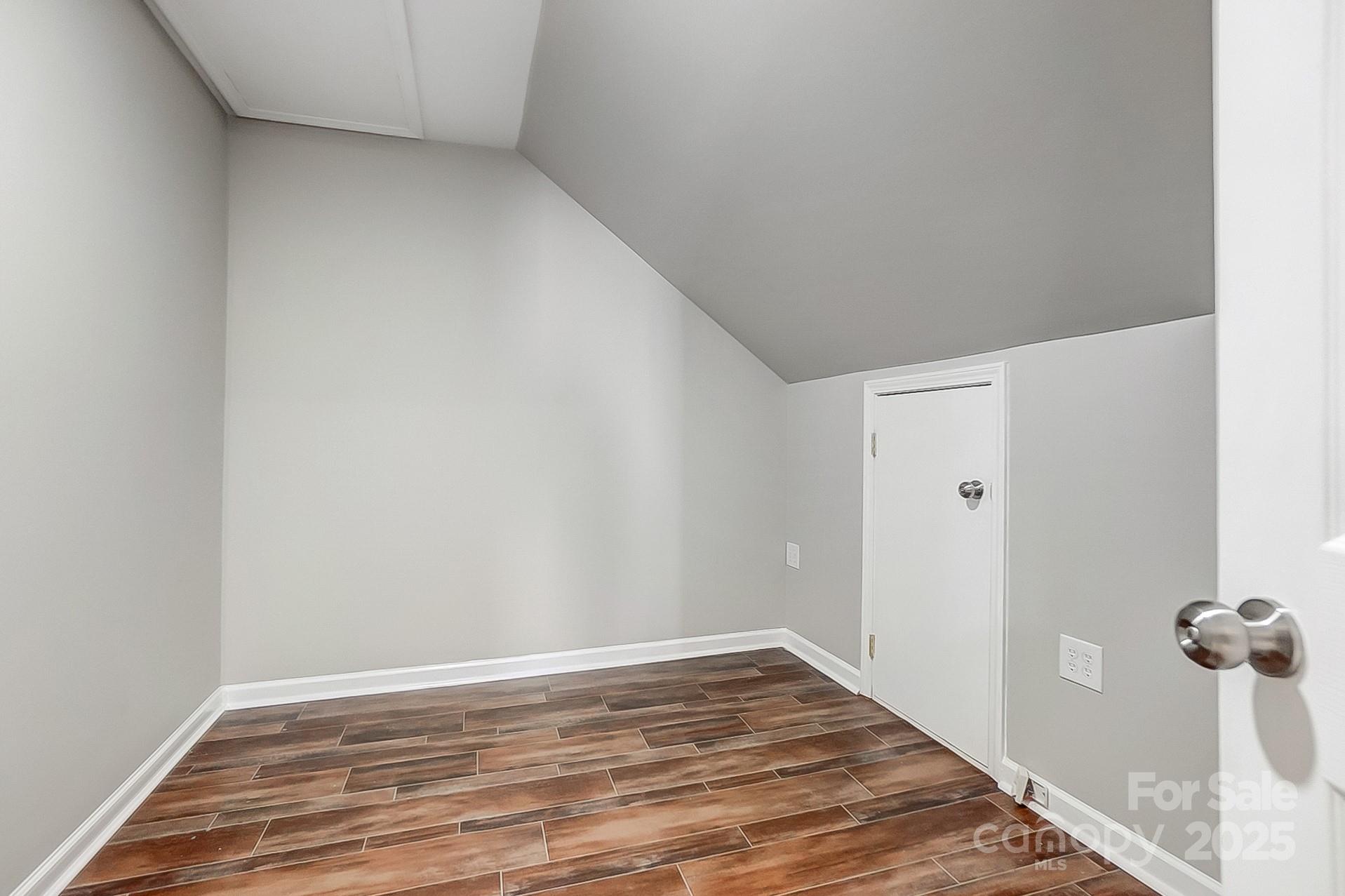 737 Sanside Drive