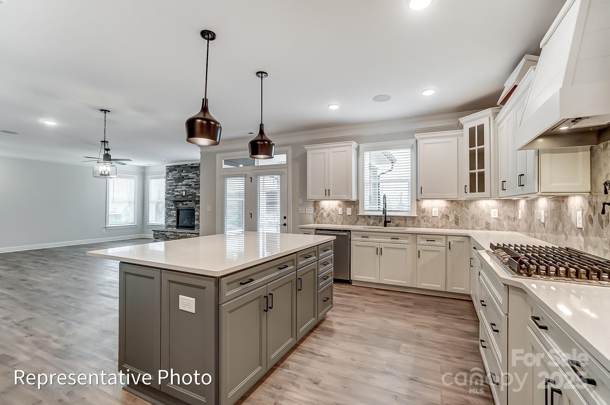2232 Tabor Road Unit: 570
