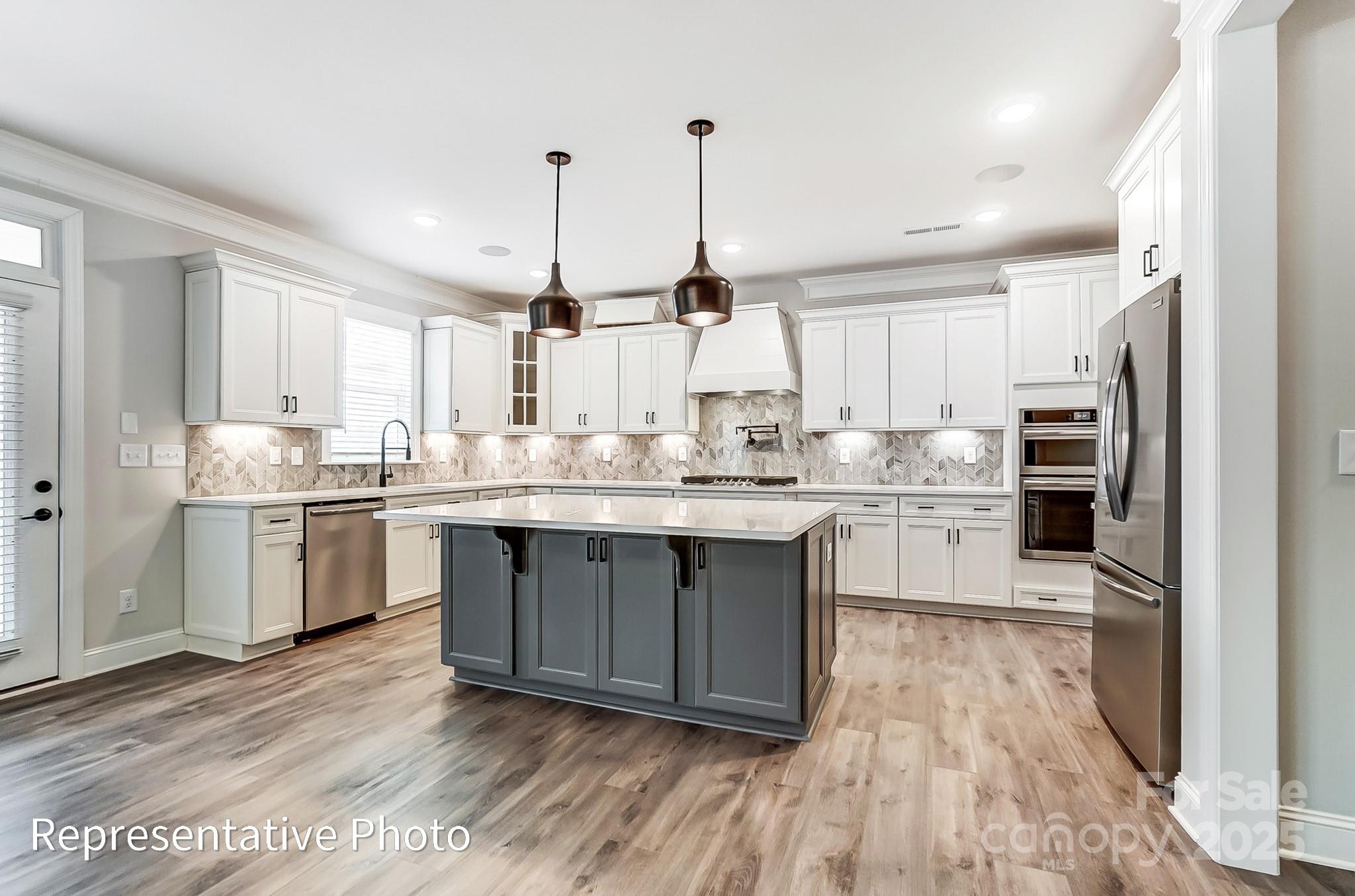 2232 Tabor Road Unit: 570