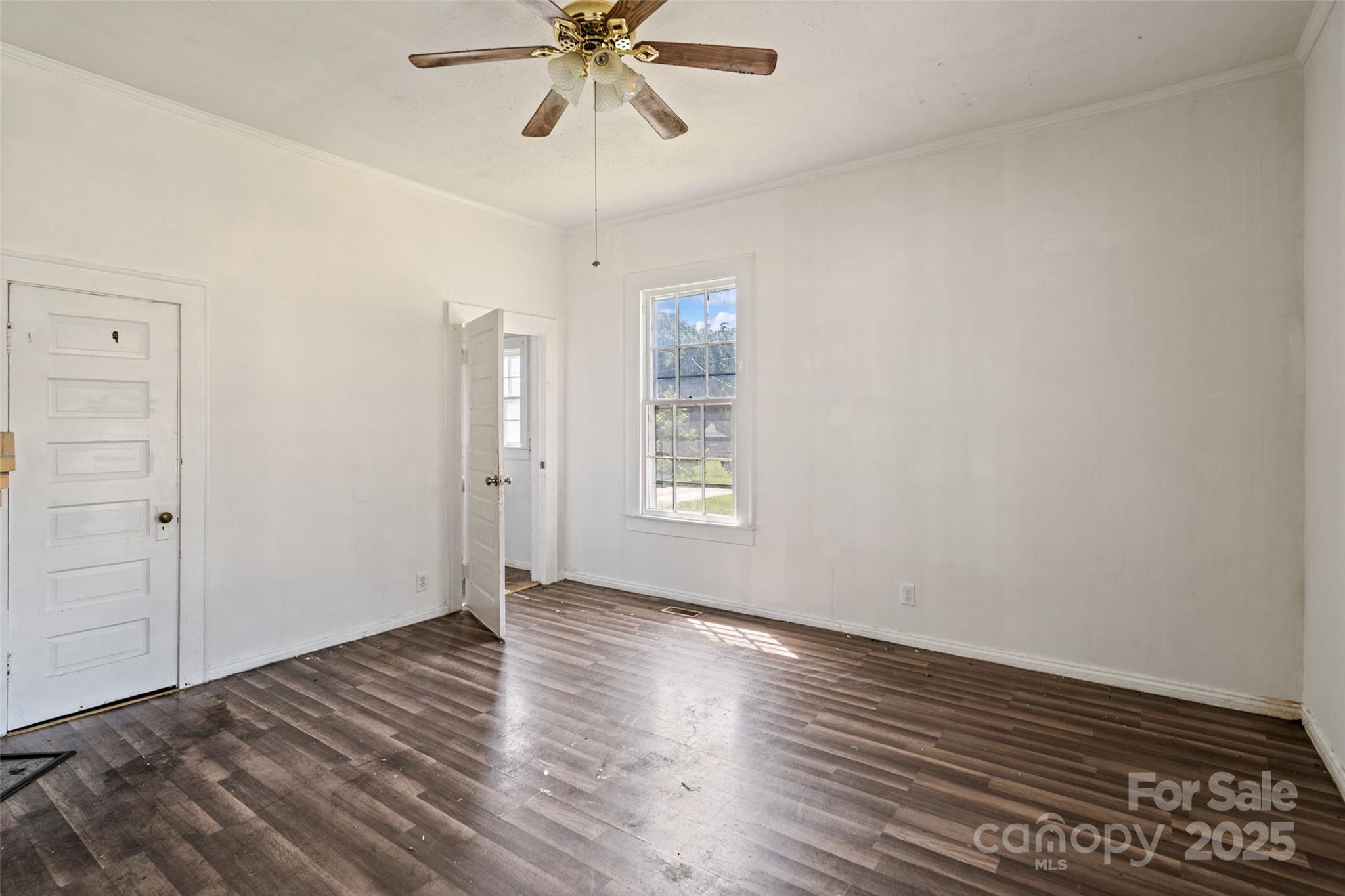 404 Community Street