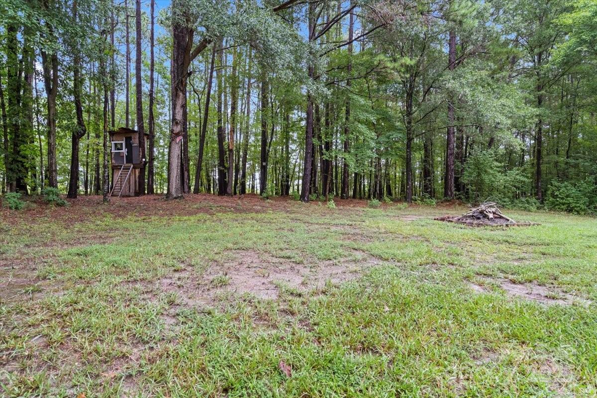 1774 Highway 55 Highway E