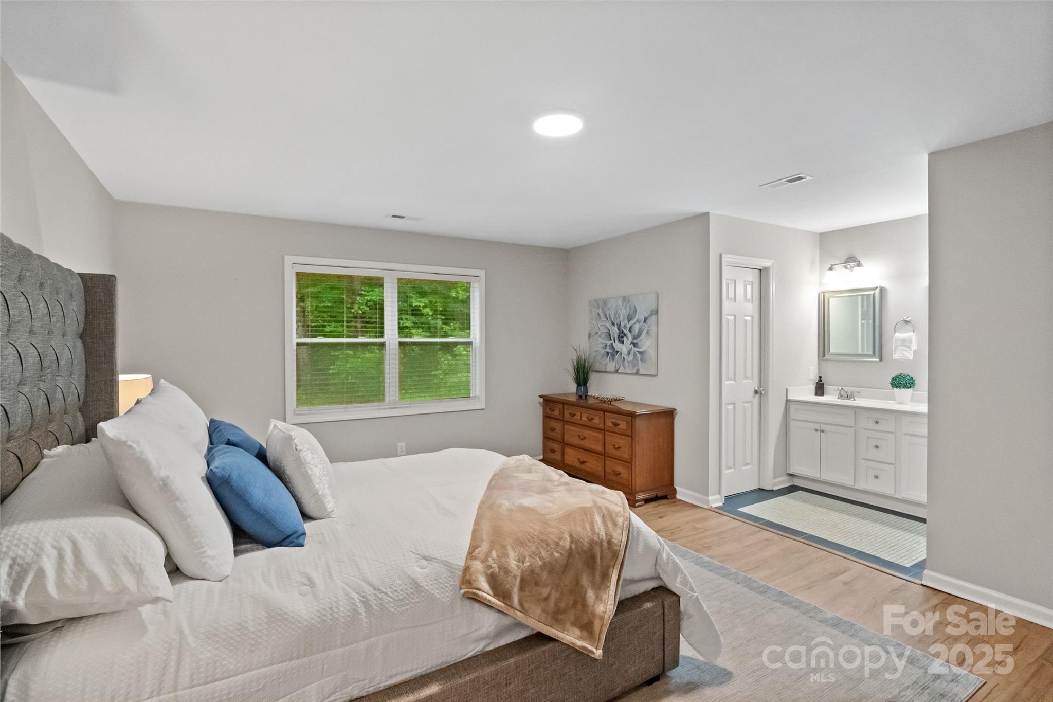 179 N Paraham Road