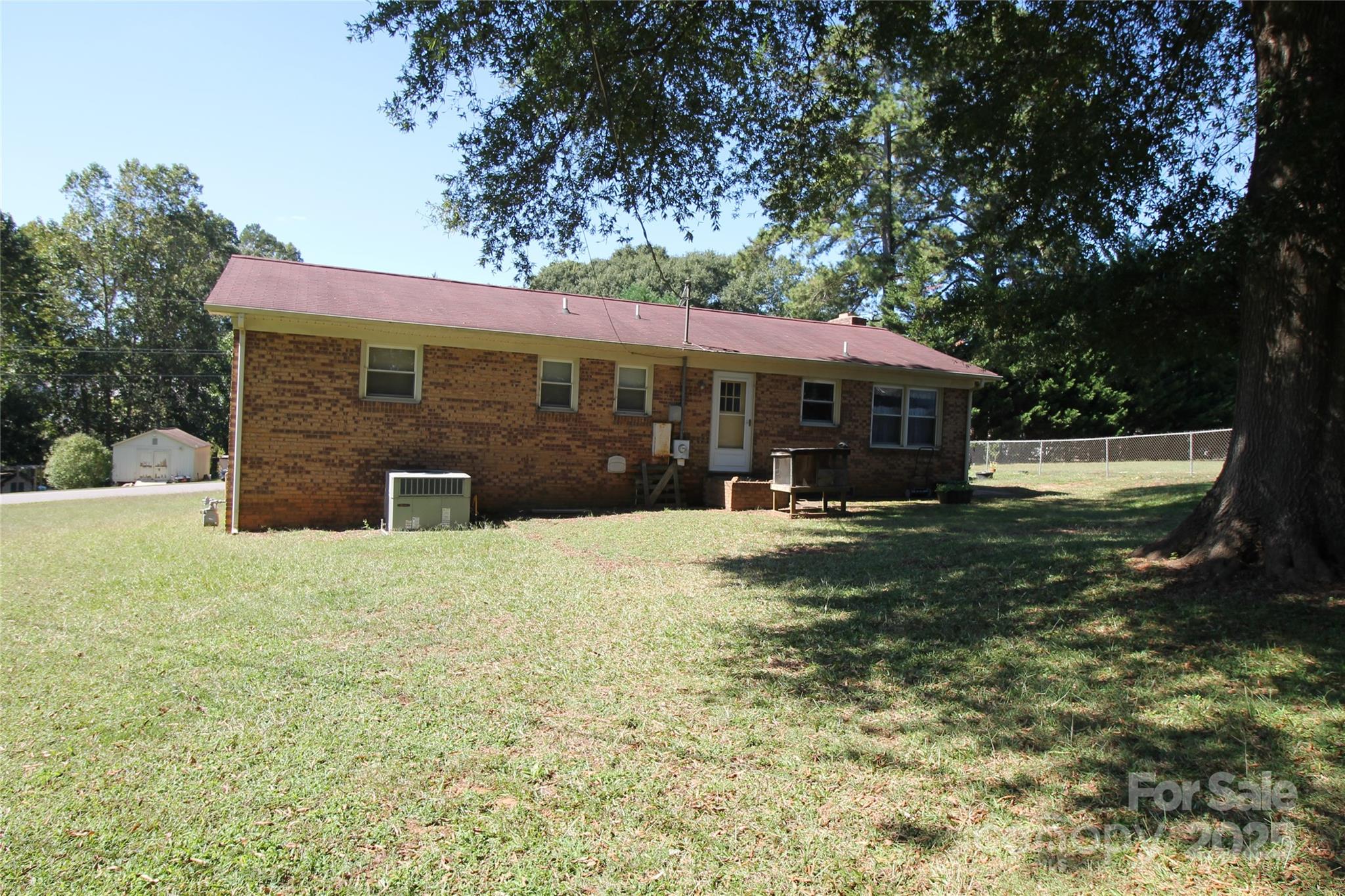 207 Arc Street