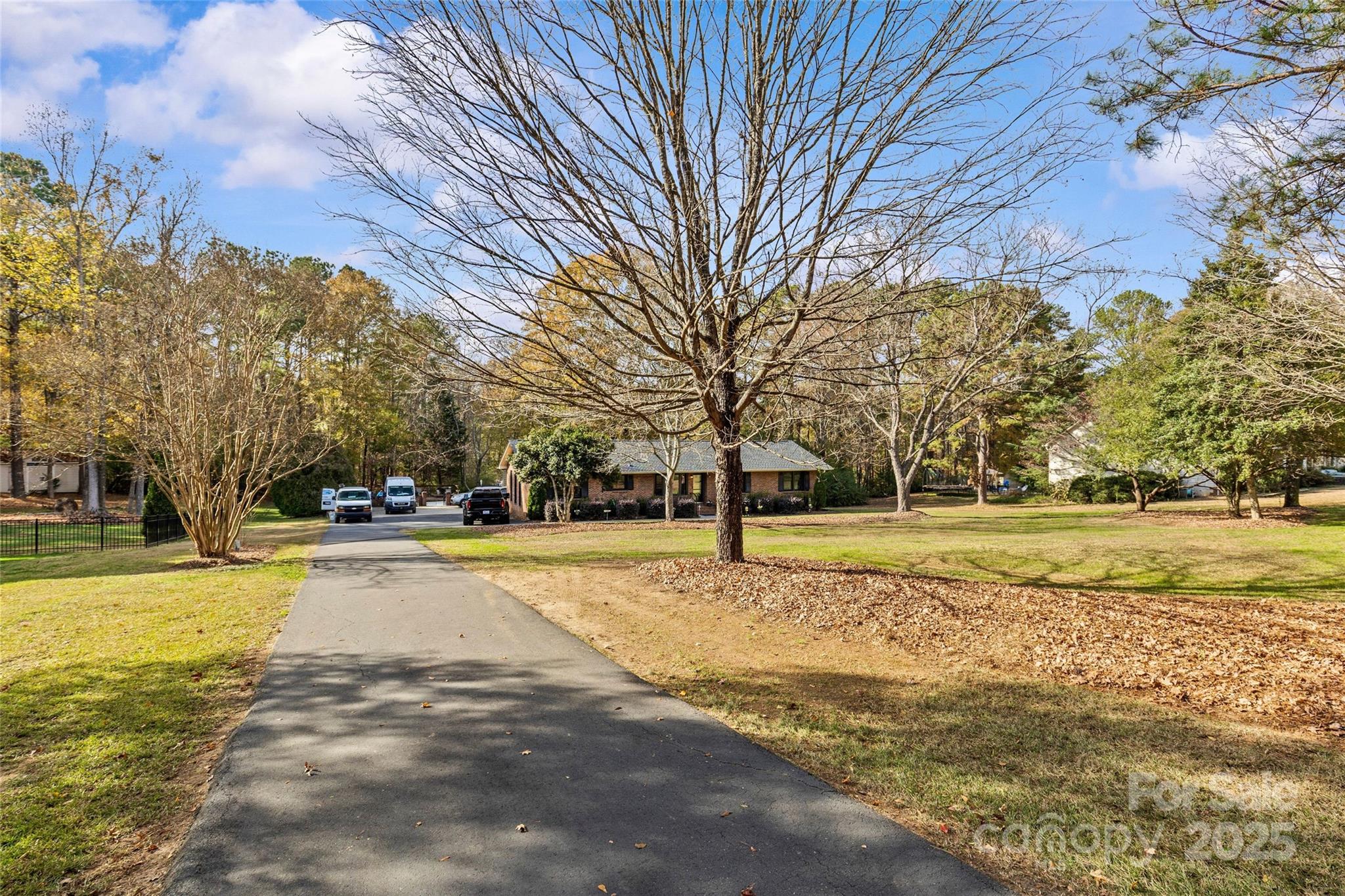 1949 Candlewick Drive