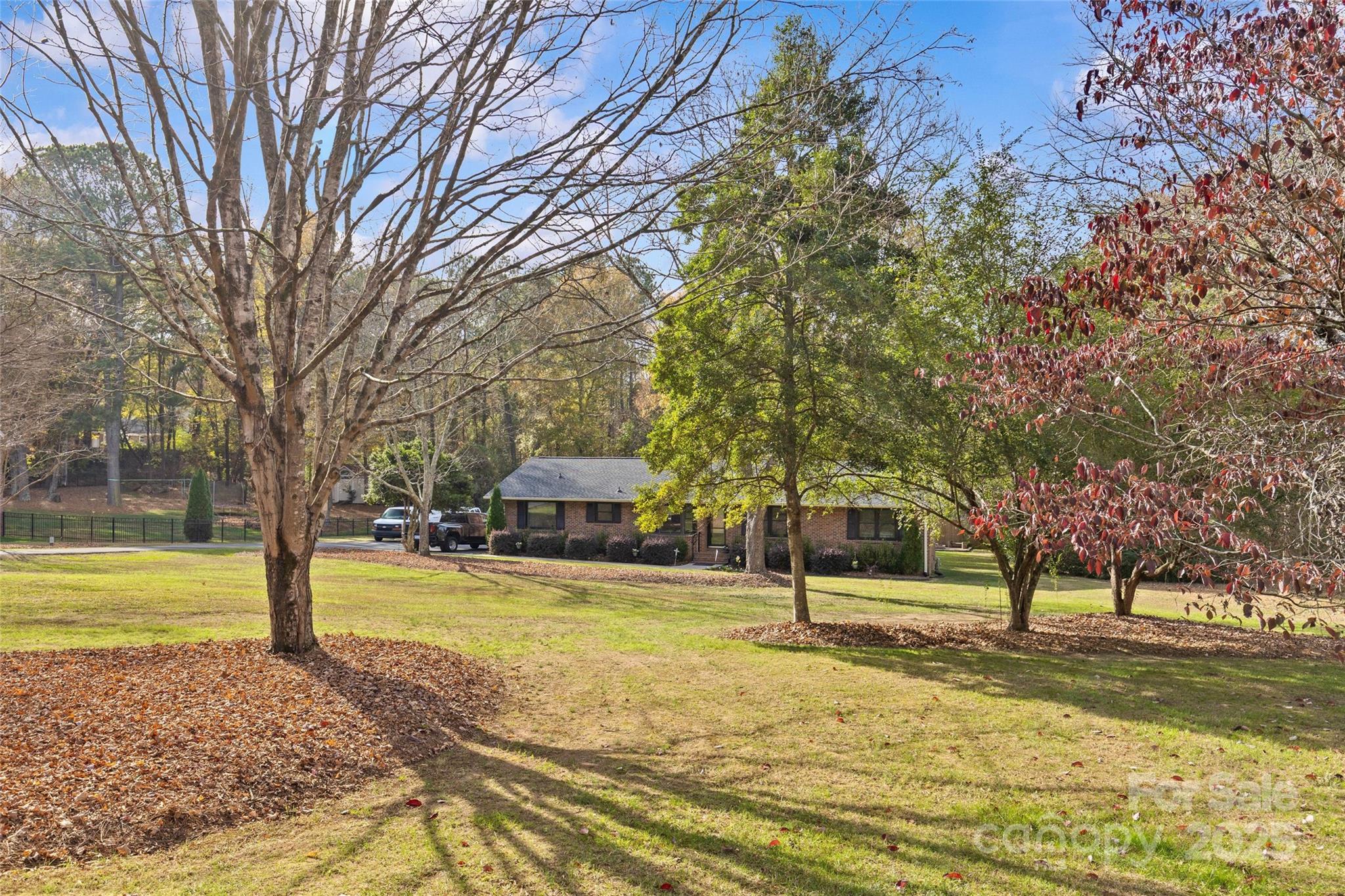 1949 Candlewick Drive